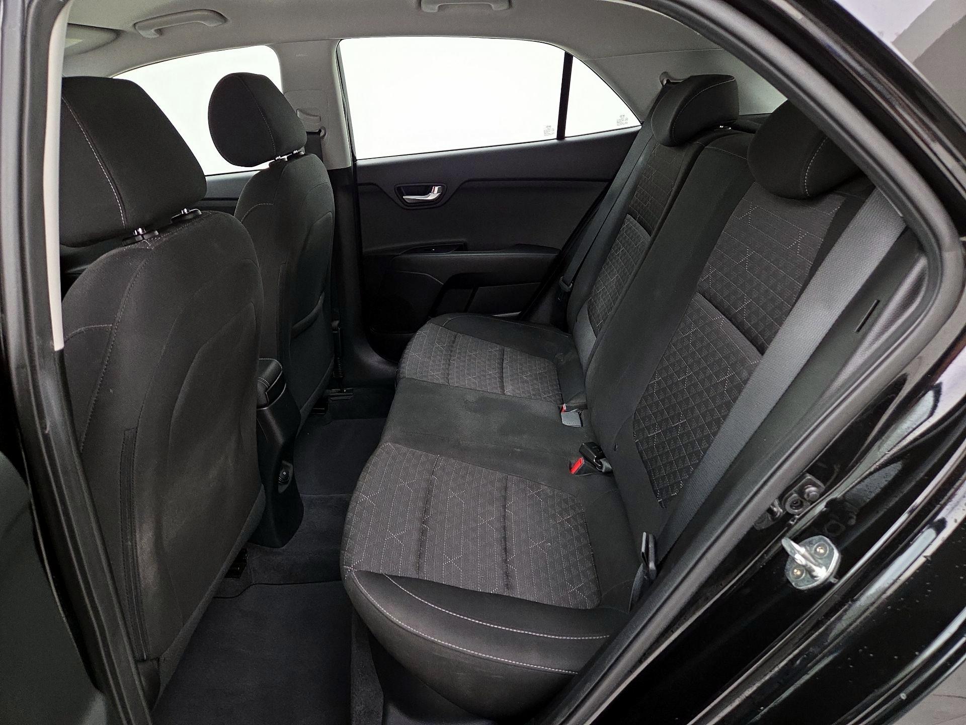 Thumbnail: 2019 Kia Rio5 - 19