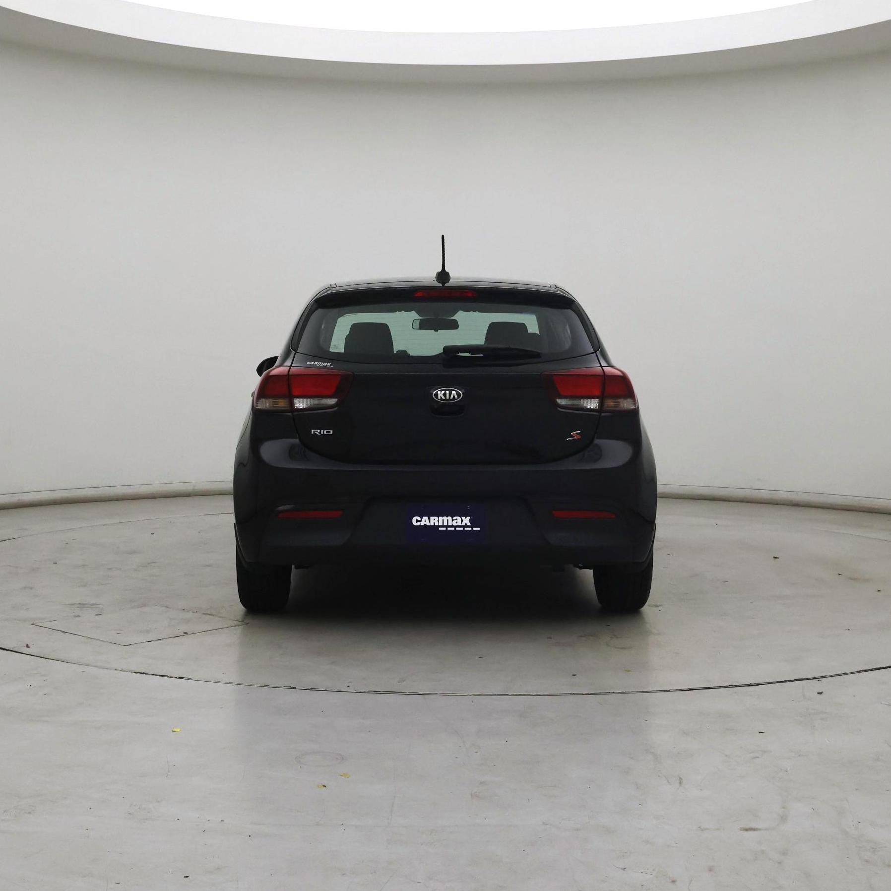 Thumbnail: 2019 Kia Rio5 - 6