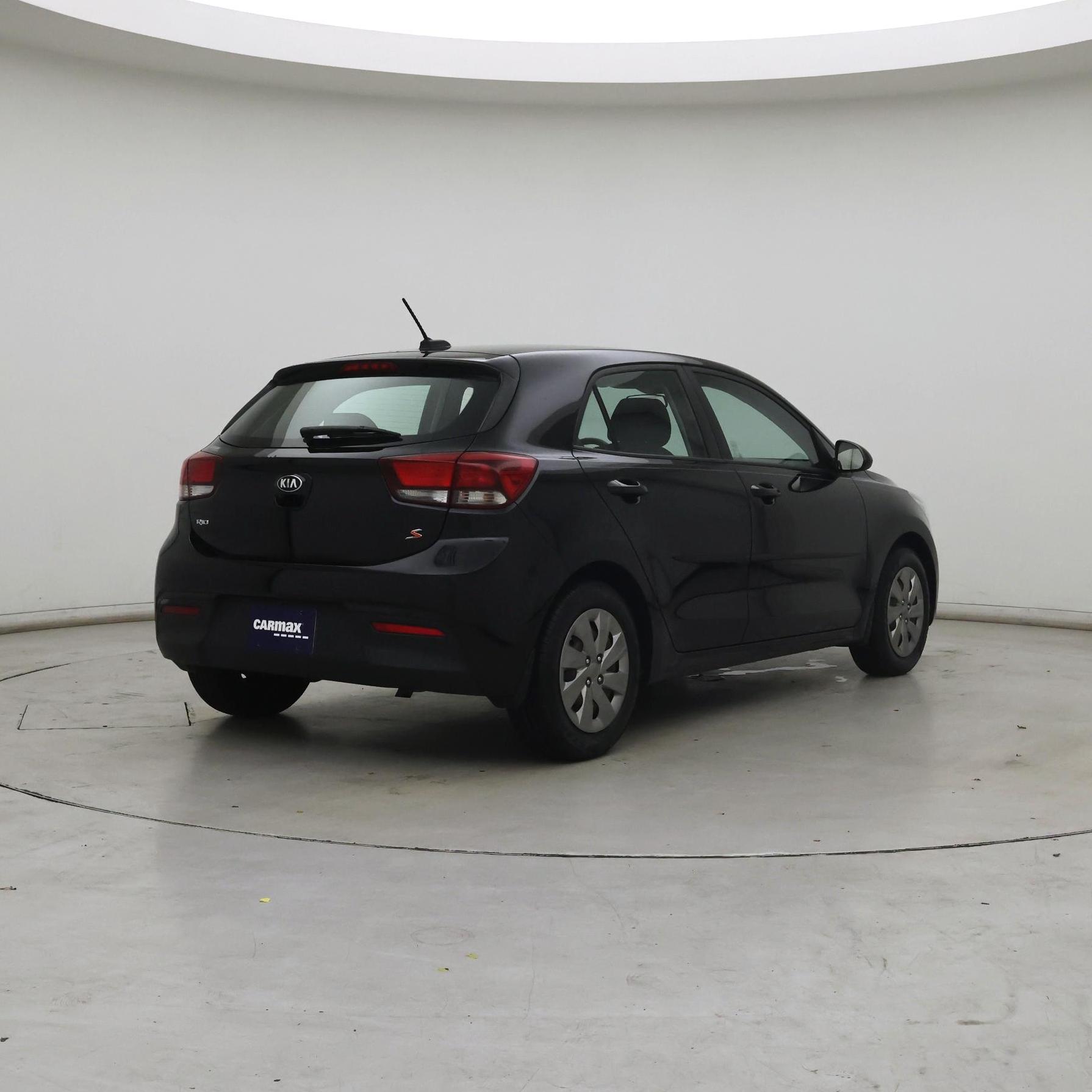 Thumbnail: 2019 Kia Rio5 - 8