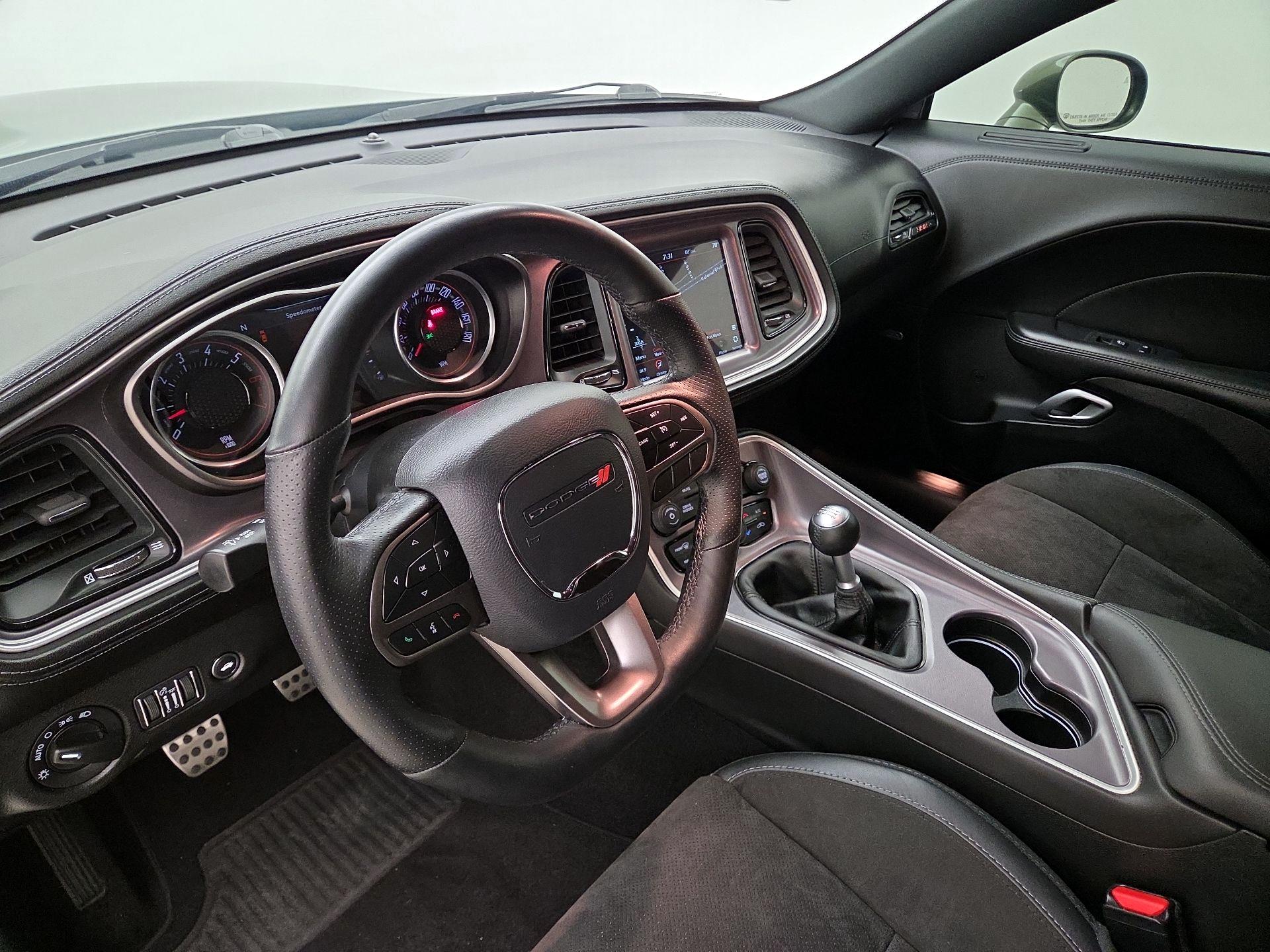 Thumbnail: 2020 Dodge Challenger - 9