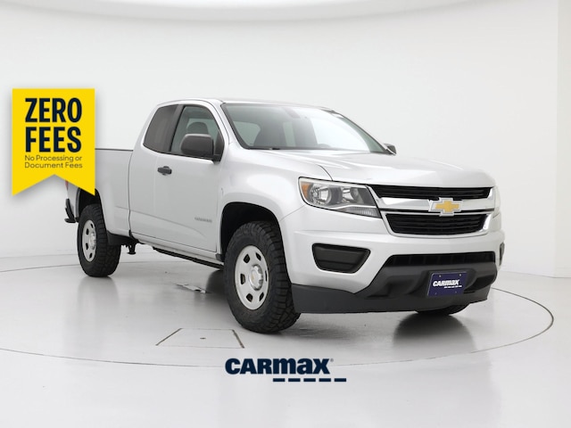 Silver 2016 Chevrolet Colorado Pickup Truck 4X2 Manual