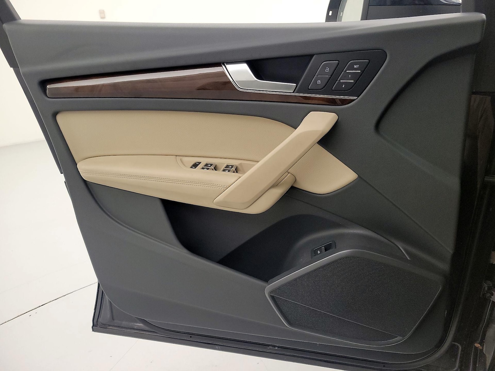 2020 Audi Q5 Premium Plus - Photo 13