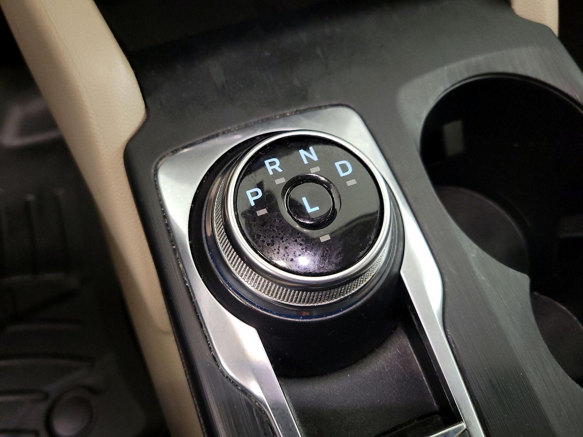 Thumbnail: 2022 Ford Escape - 18