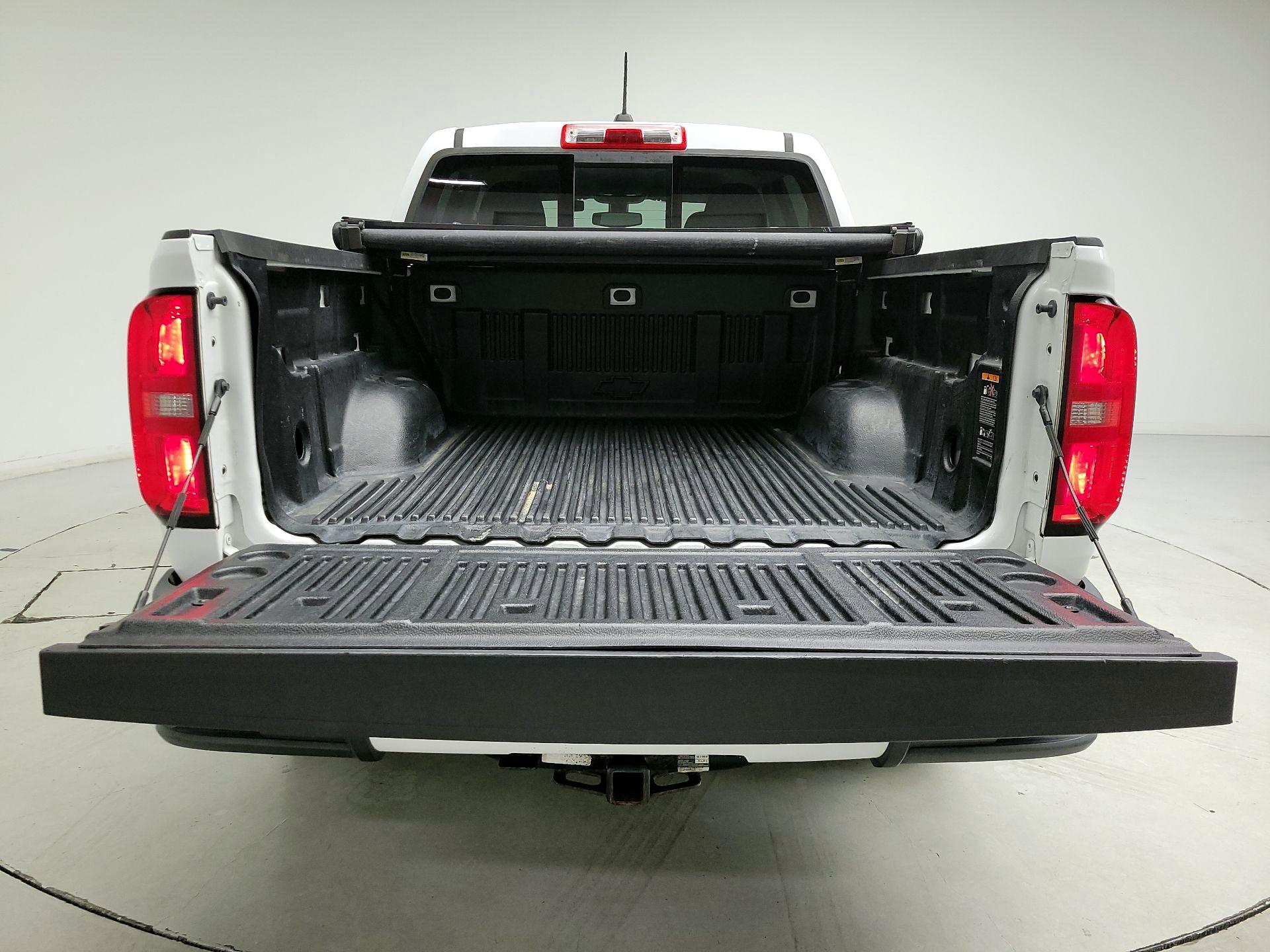 Thumbnail: 2018 Chevrolet Colorado - 20