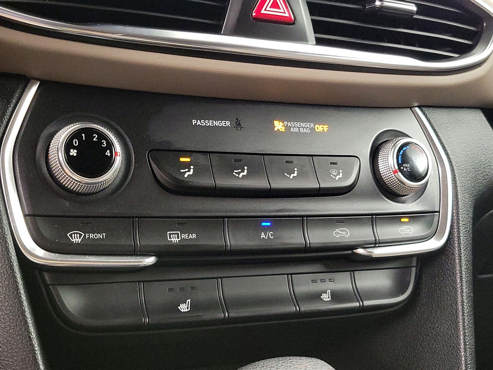 Thumbnail: 2020 Hyundai Santa Fe - 16