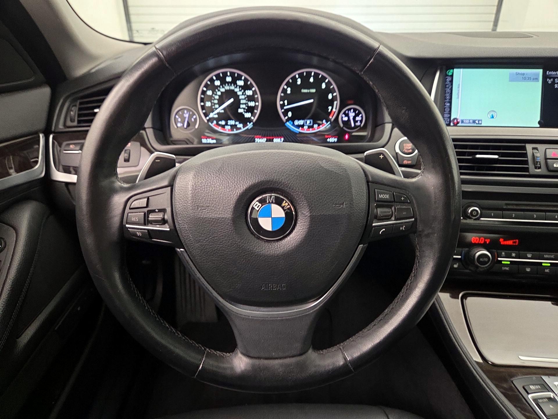 Thumbnail: 2016 BMW 5 Series - 10