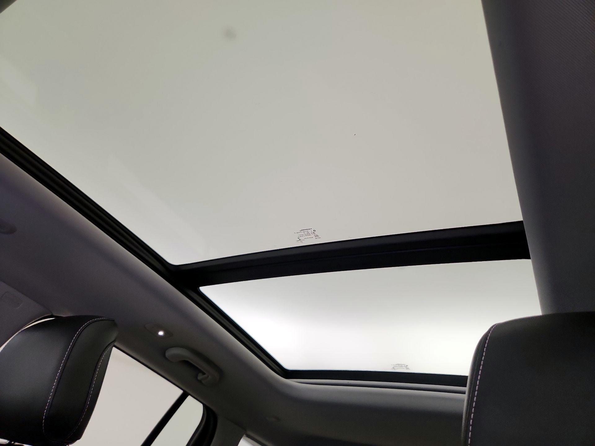 Thumbnail: 2022 Jeep Grand Cherokee - 20
