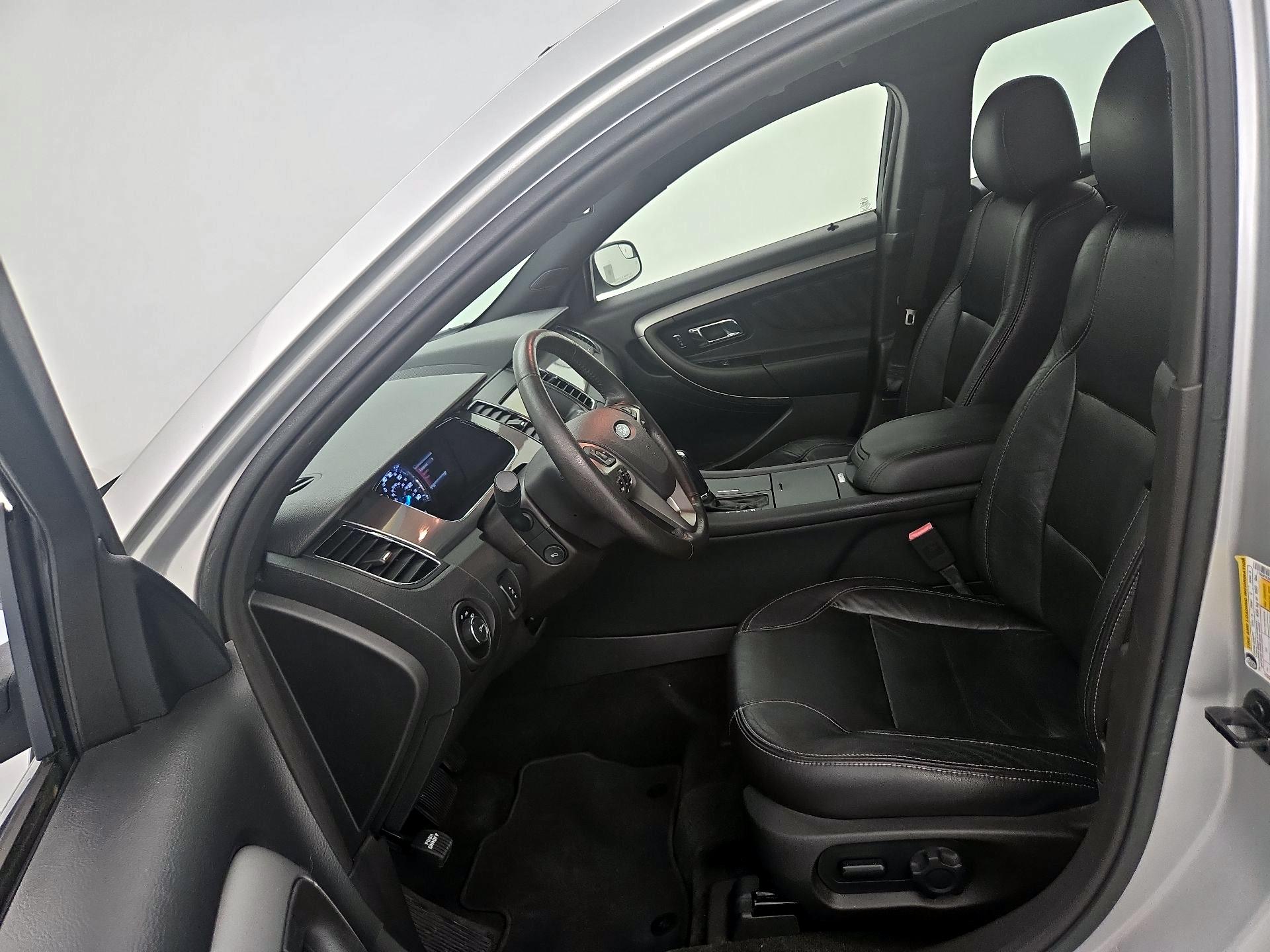 Thumbnail: 2015 Ford Taurus - 11