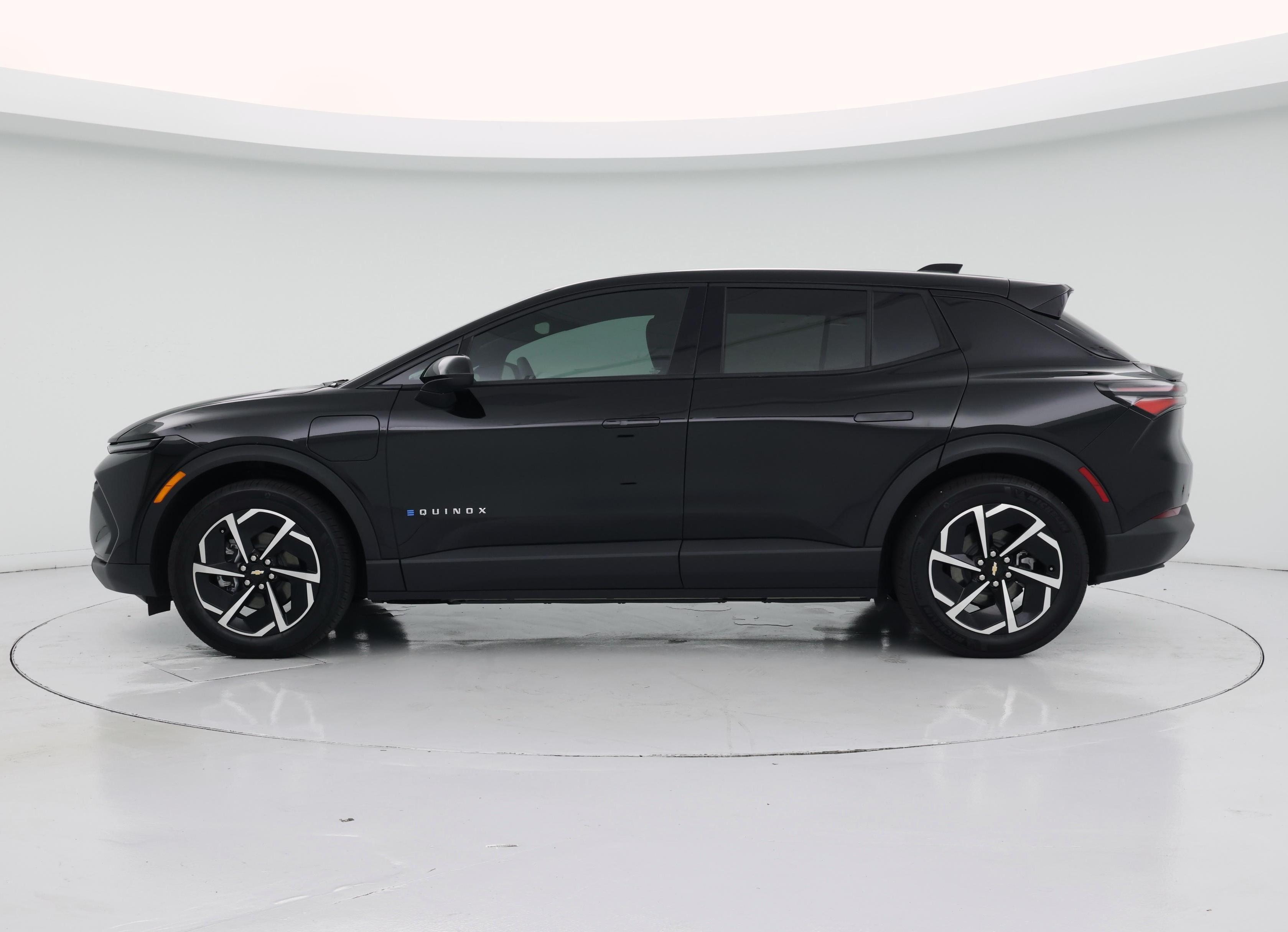 Thumbnail: 2025 Chevrolet Equinox - 3