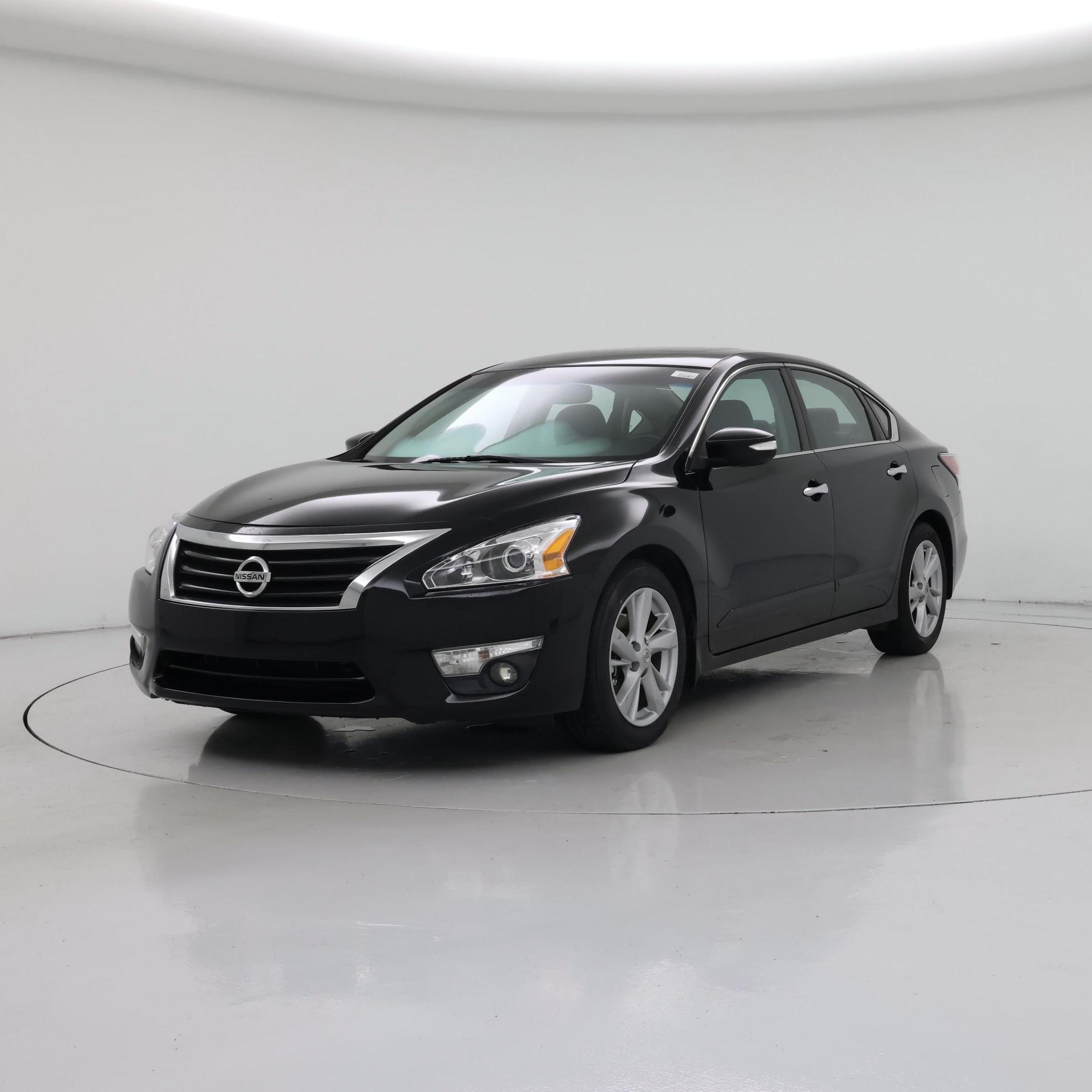 Thumbnail: 2014 Nissan Altima - 4
