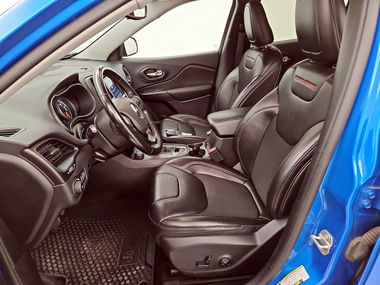 2020 Jeep Cherokee Trailhawk - Photo 12