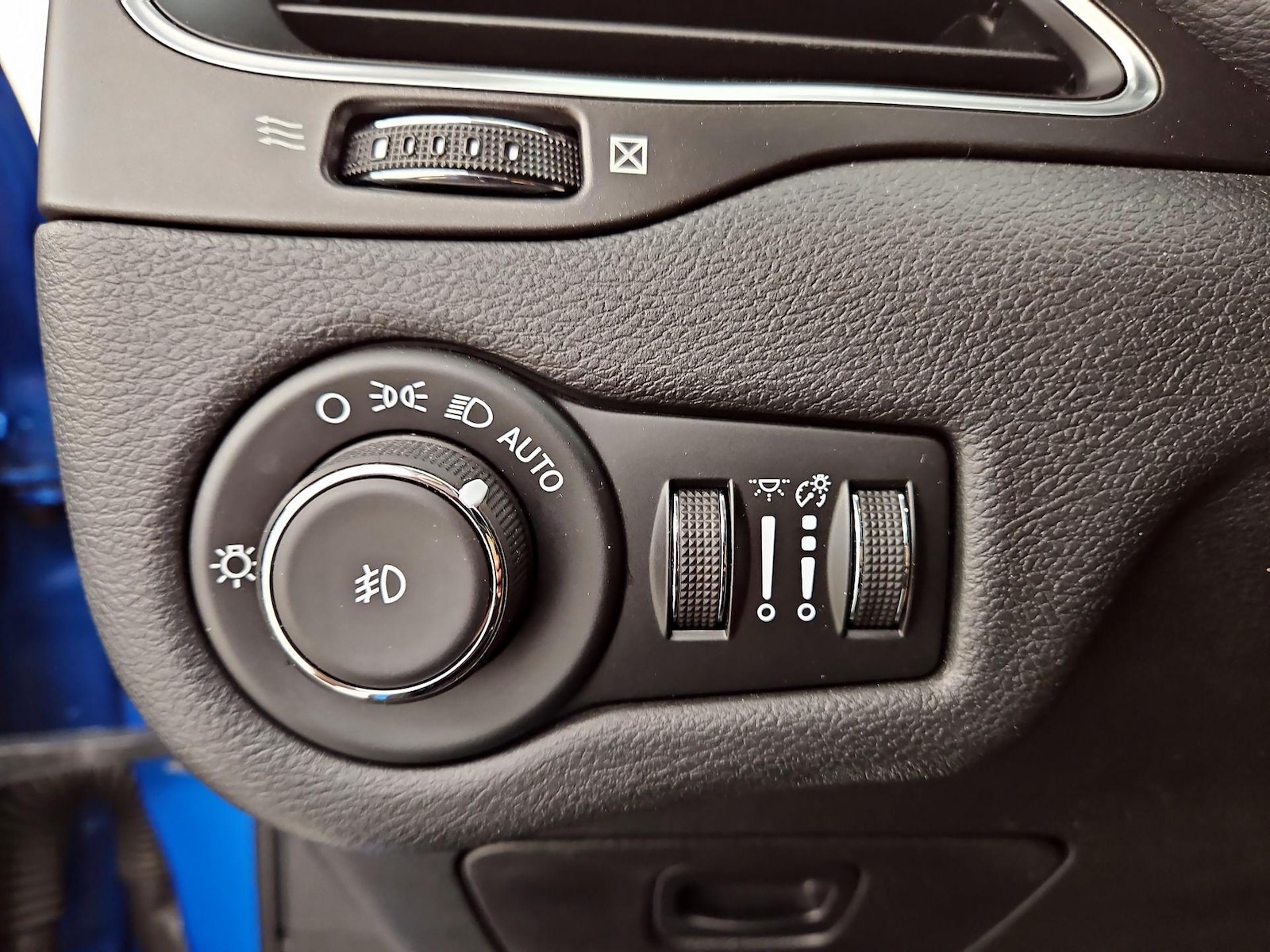 2020 Jeep Cherokee Trailhawk - Photo 14