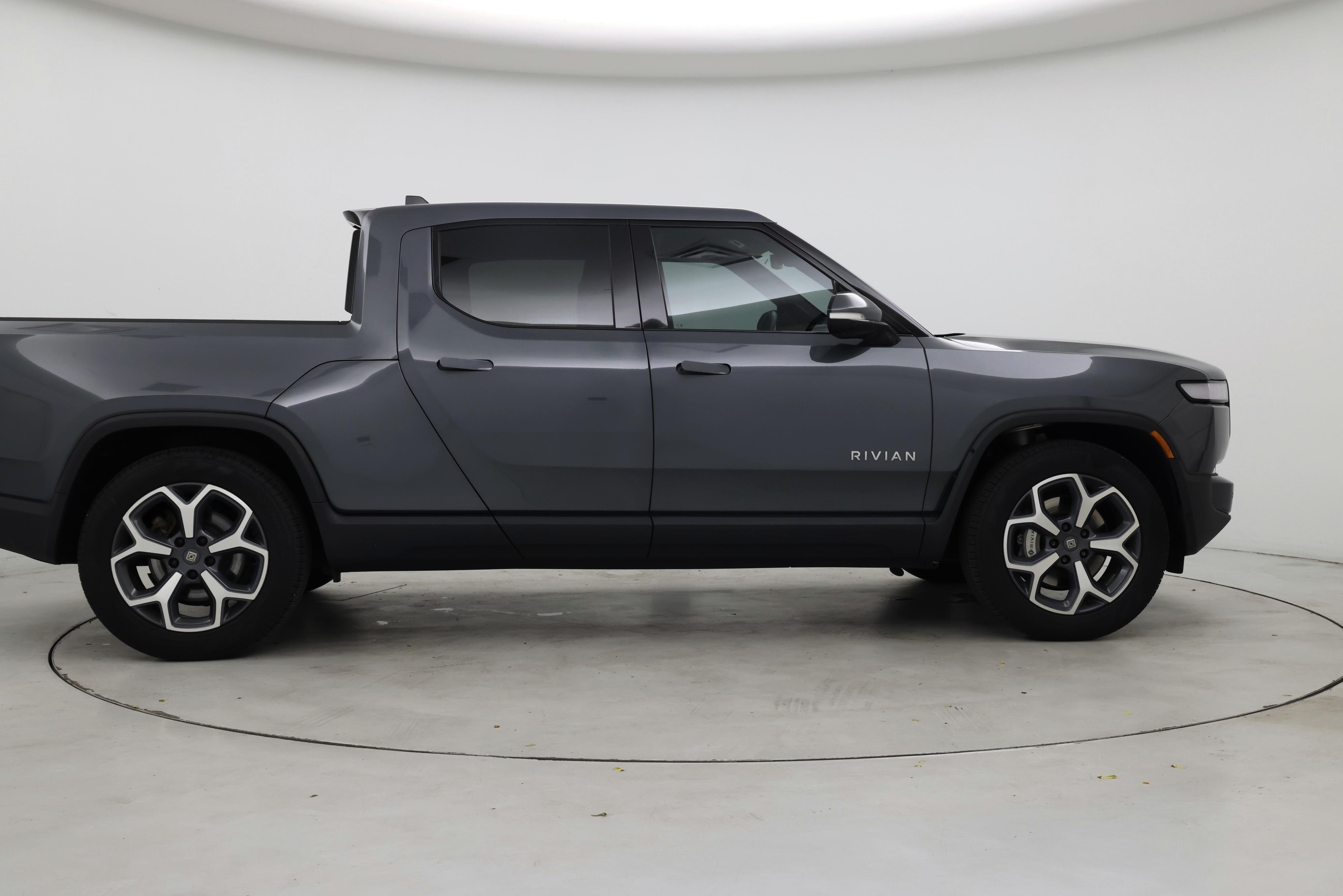 Thumbnail: 2024 Rivian R1T - 7