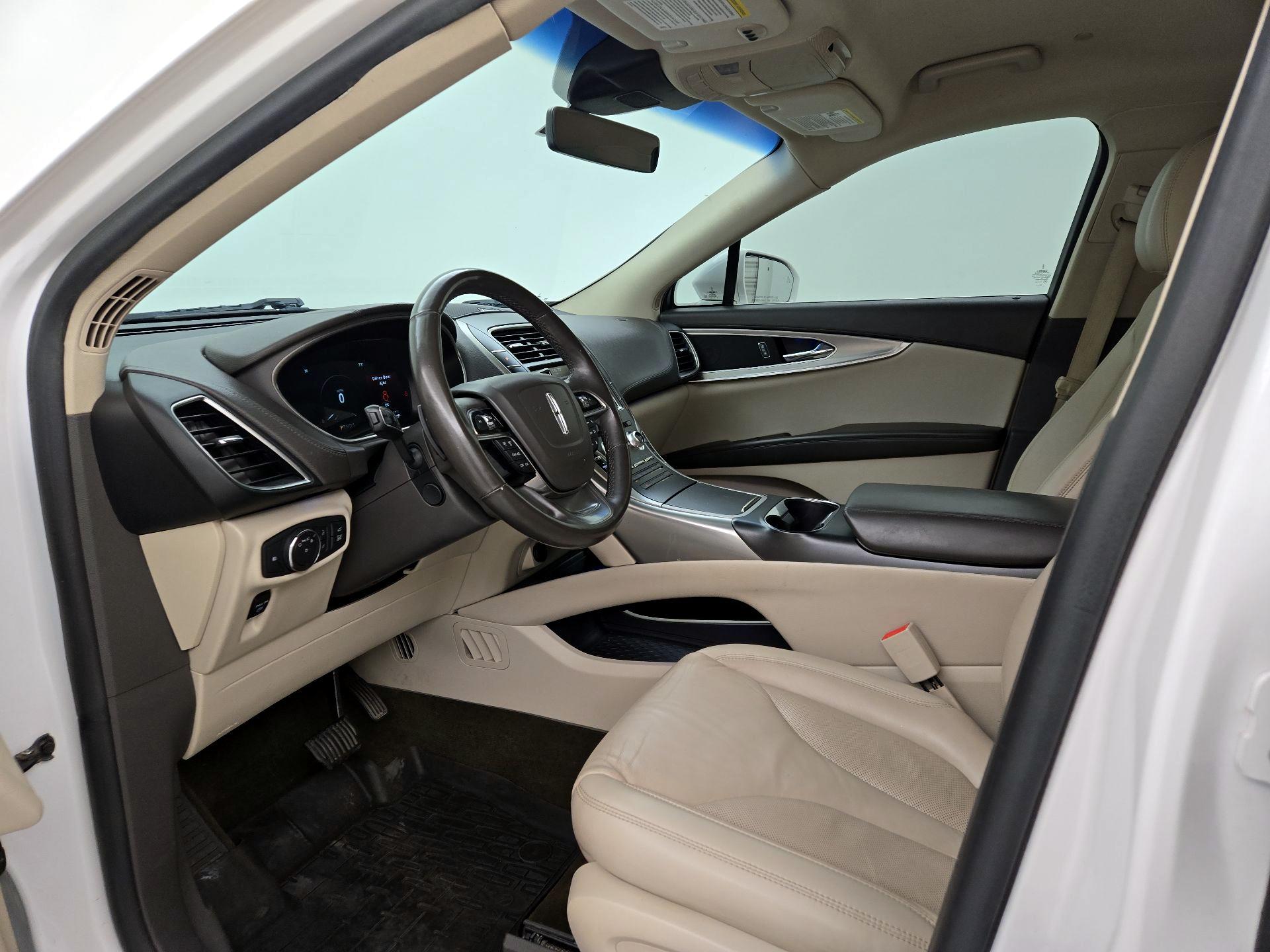 Thumbnail: 2019 Lincoln Nautilus - 11