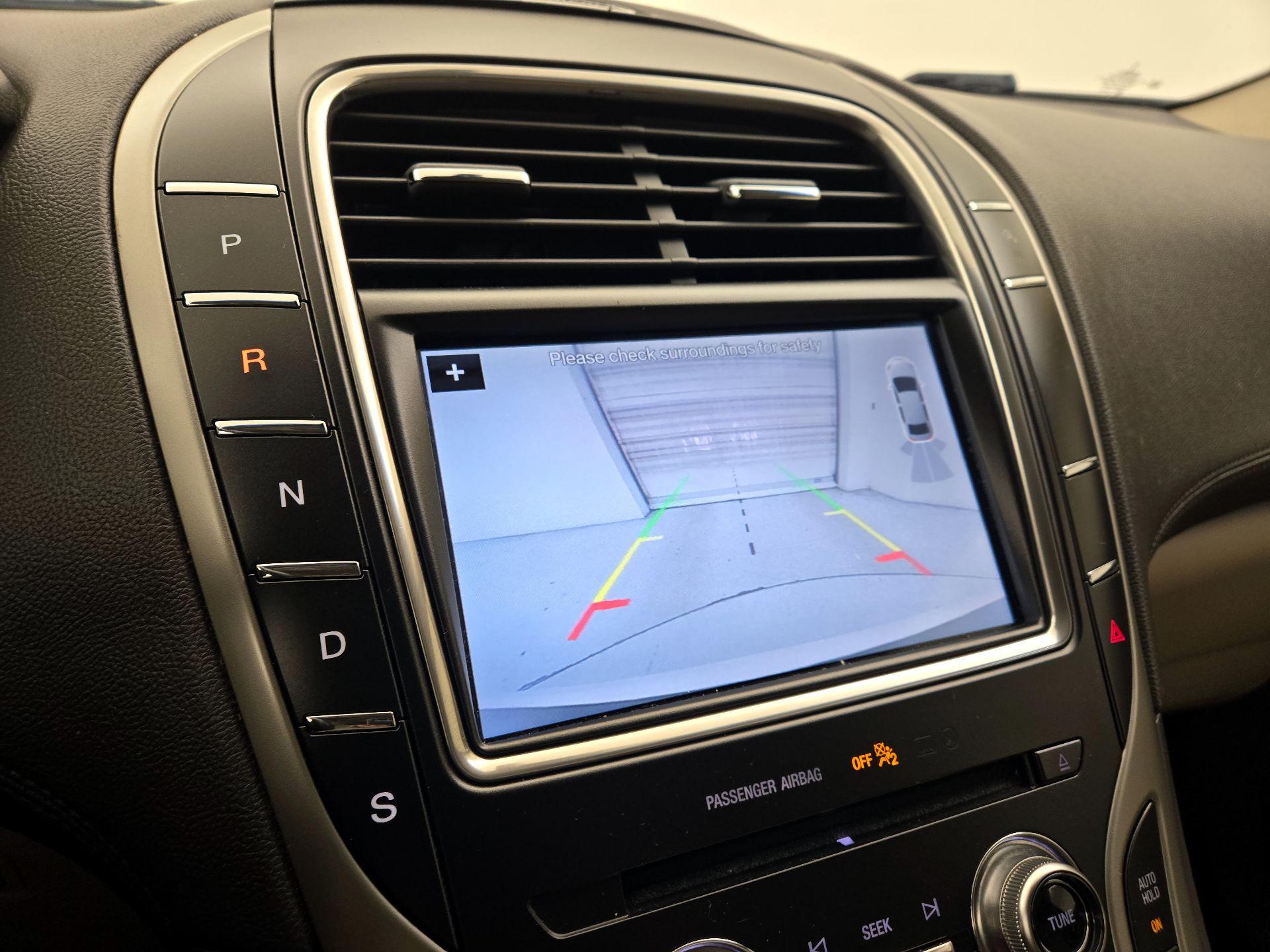 Thumbnail: 2019 Lincoln Nautilus - 15