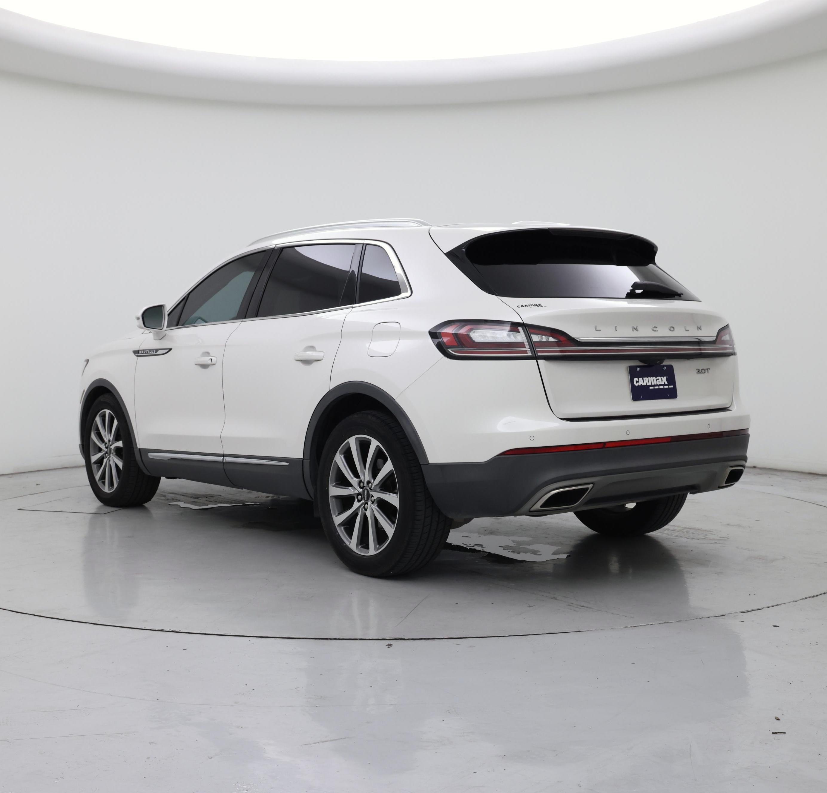 Thumbnail: 2019 Lincoln Nautilus - 2
