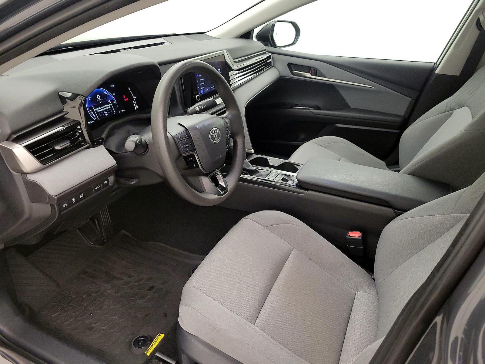 2025 Toyota Camry LE - Photo 12