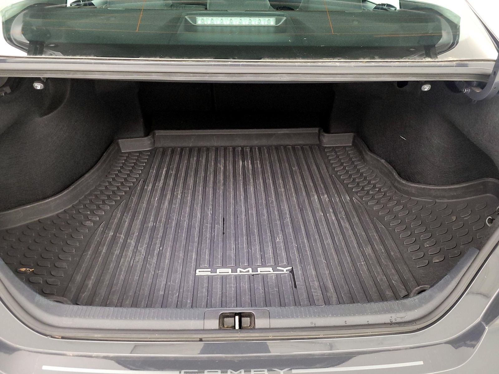 2025 Toyota Camry LE - Photo 21