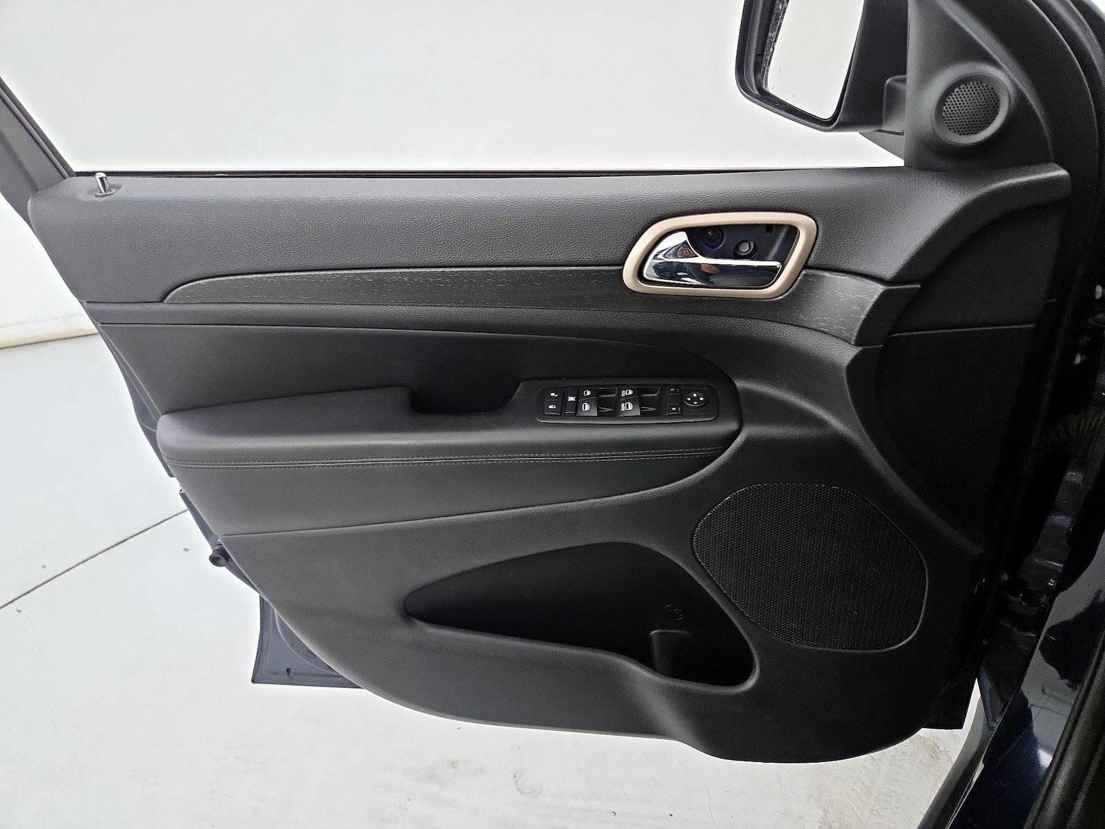 2015 Jeep Grand Cherokee Laredo E - Photo 13