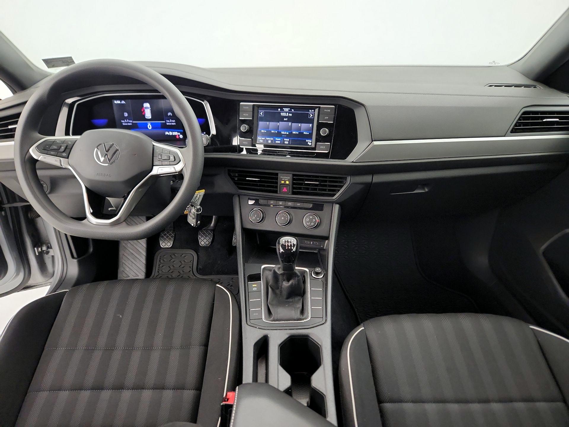 Thumbnail: 2022 Volkswagen Jetta - 9