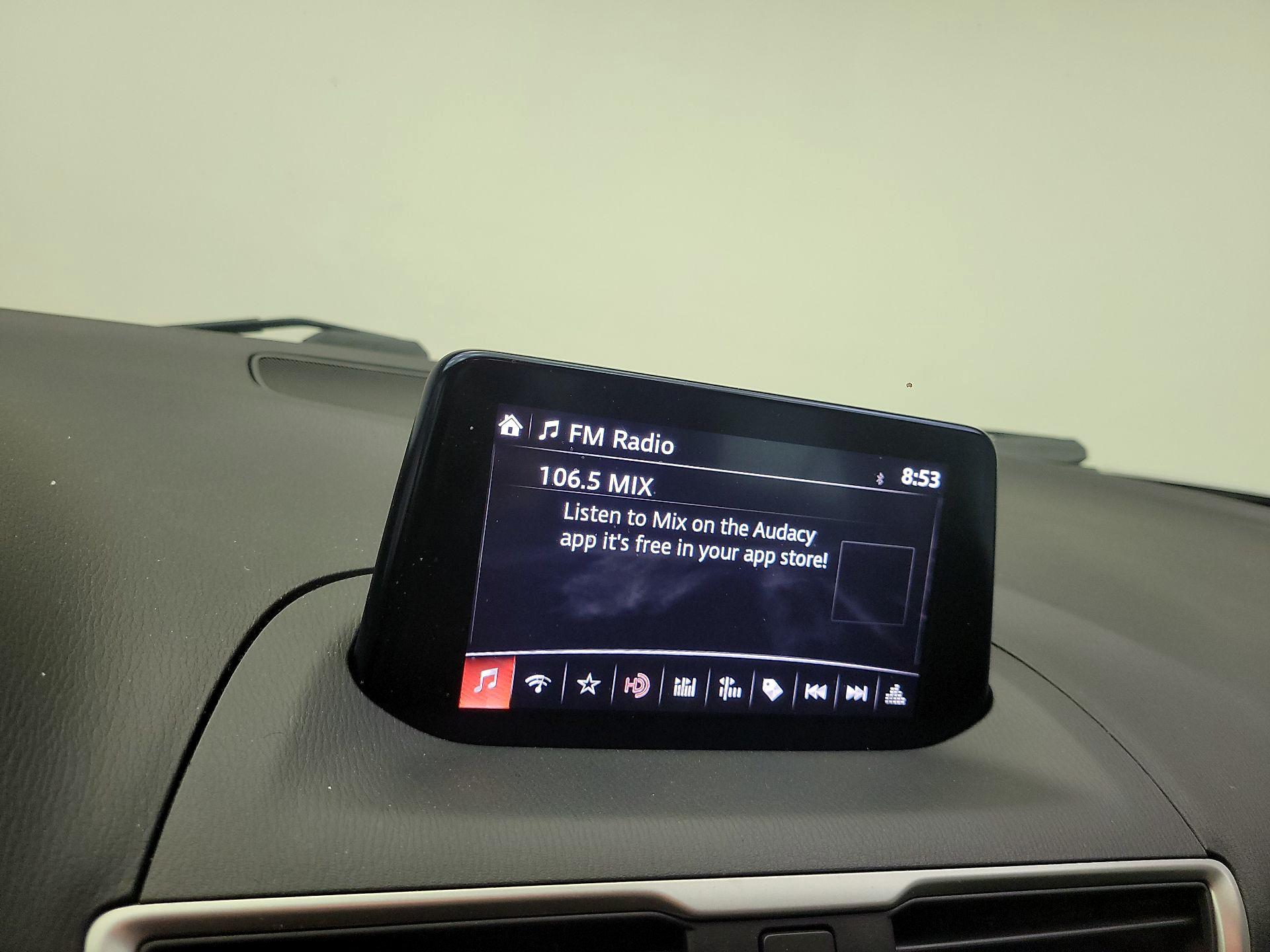 Thumbnail: 2017 Mazda Mazda3 - 15