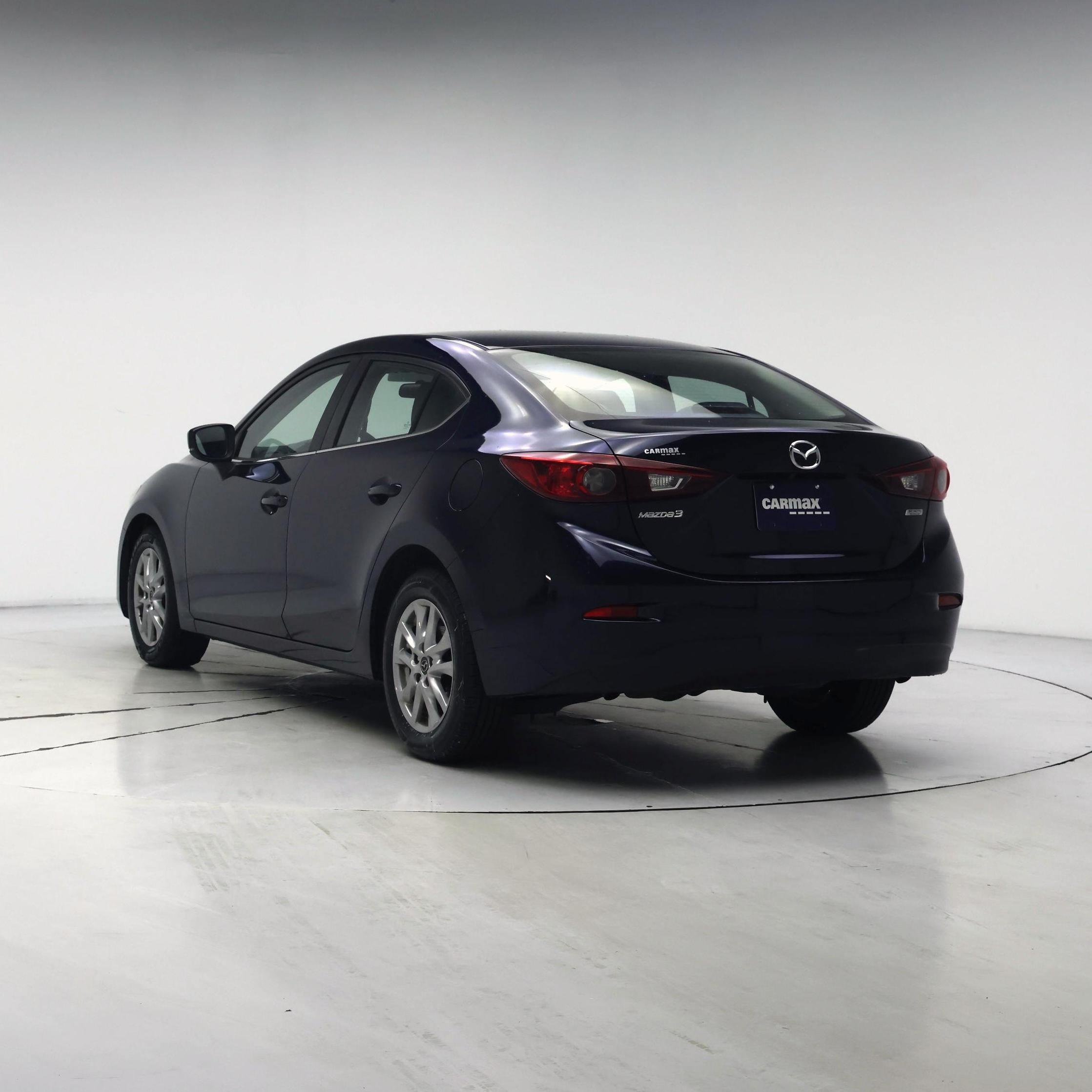 Thumbnail: 2017 Mazda Mazda3 - 2