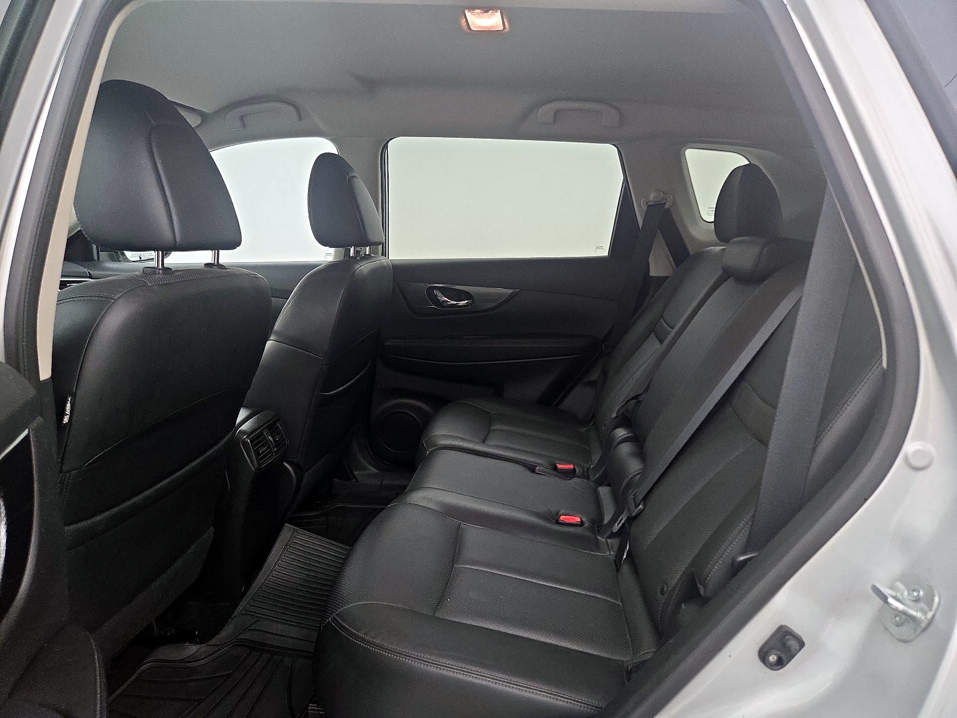 Thumbnail: 2014 Nissan Rogue - 19
