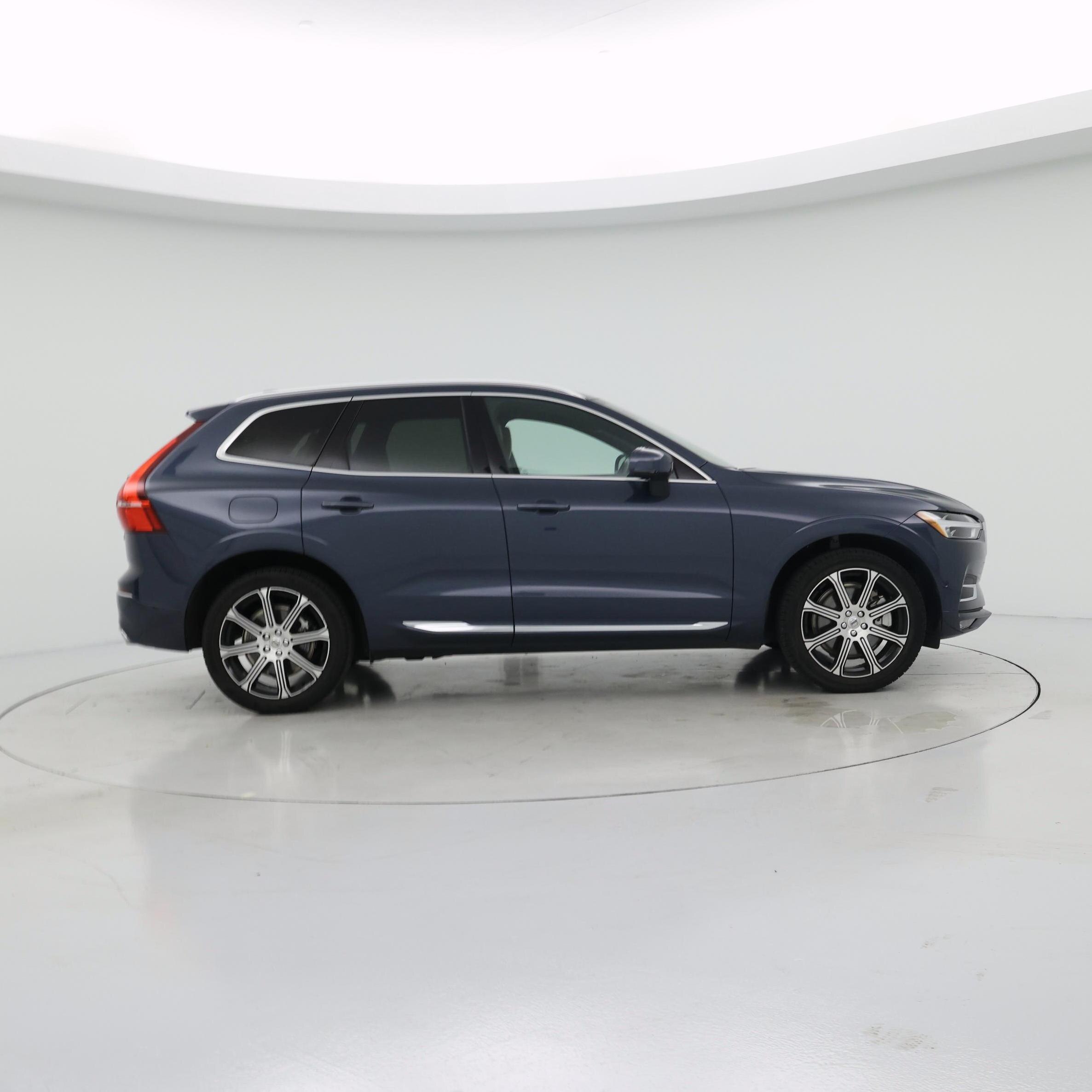 Thumbnail: 2021 Volvo XC60 - 7