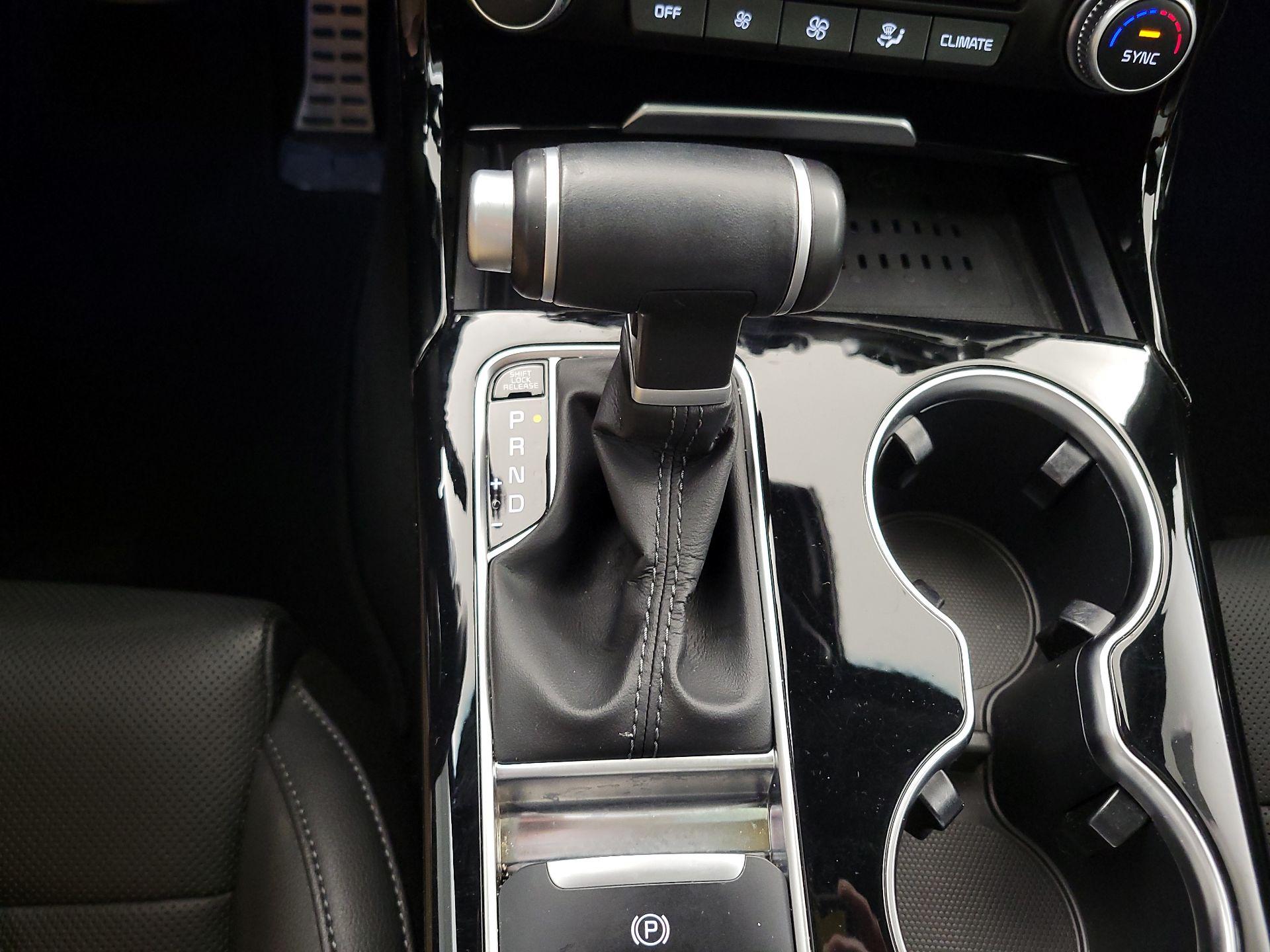 Thumbnail: 2023 Kia Stinger - 18