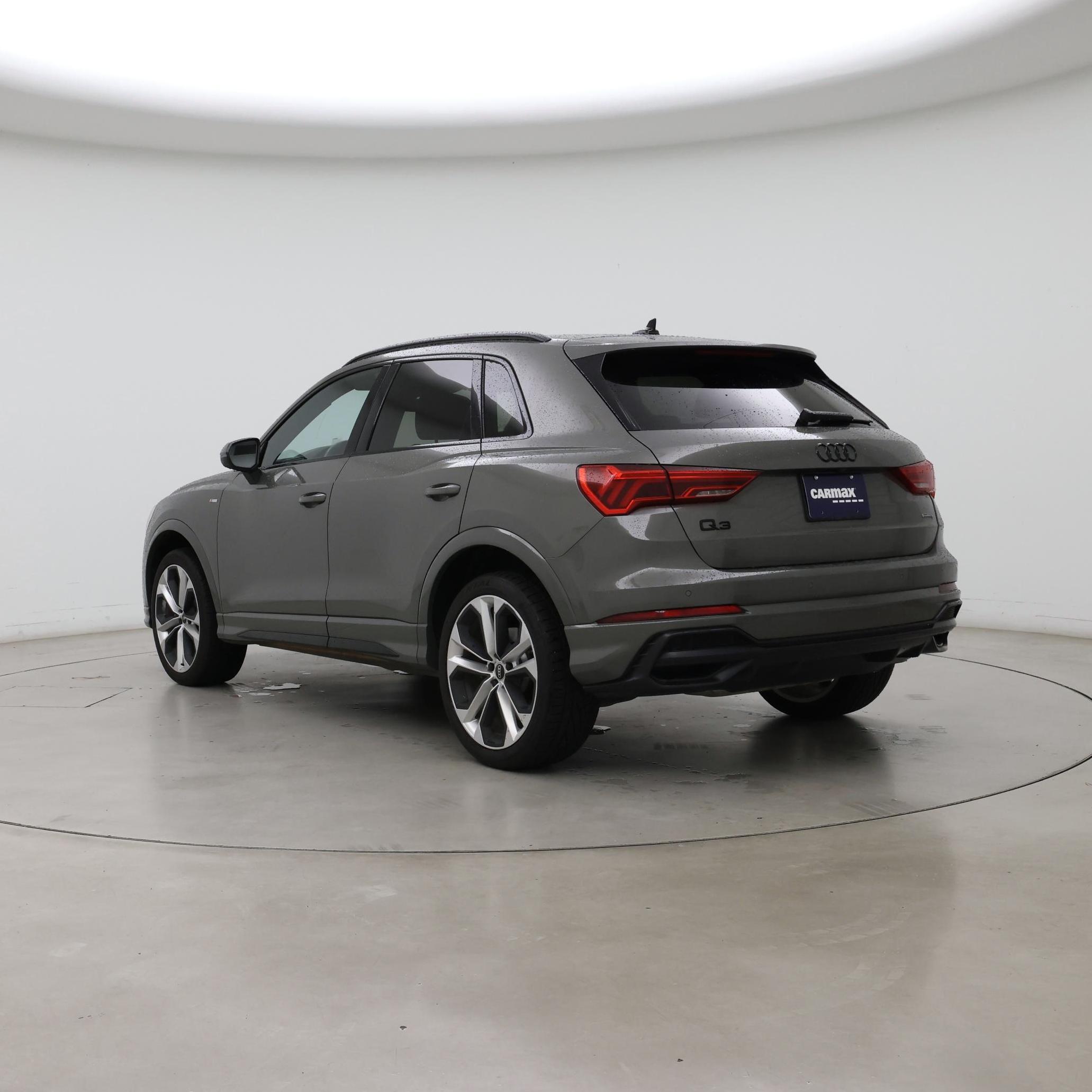Thumbnail: 2022 Audi Q3 - 2