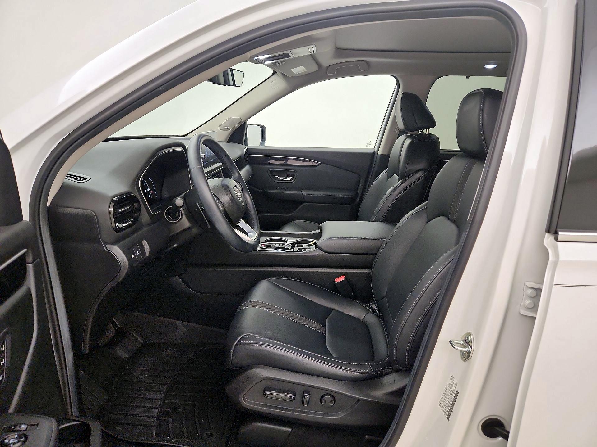 Thumbnail: 2024 Honda Pilot - 11