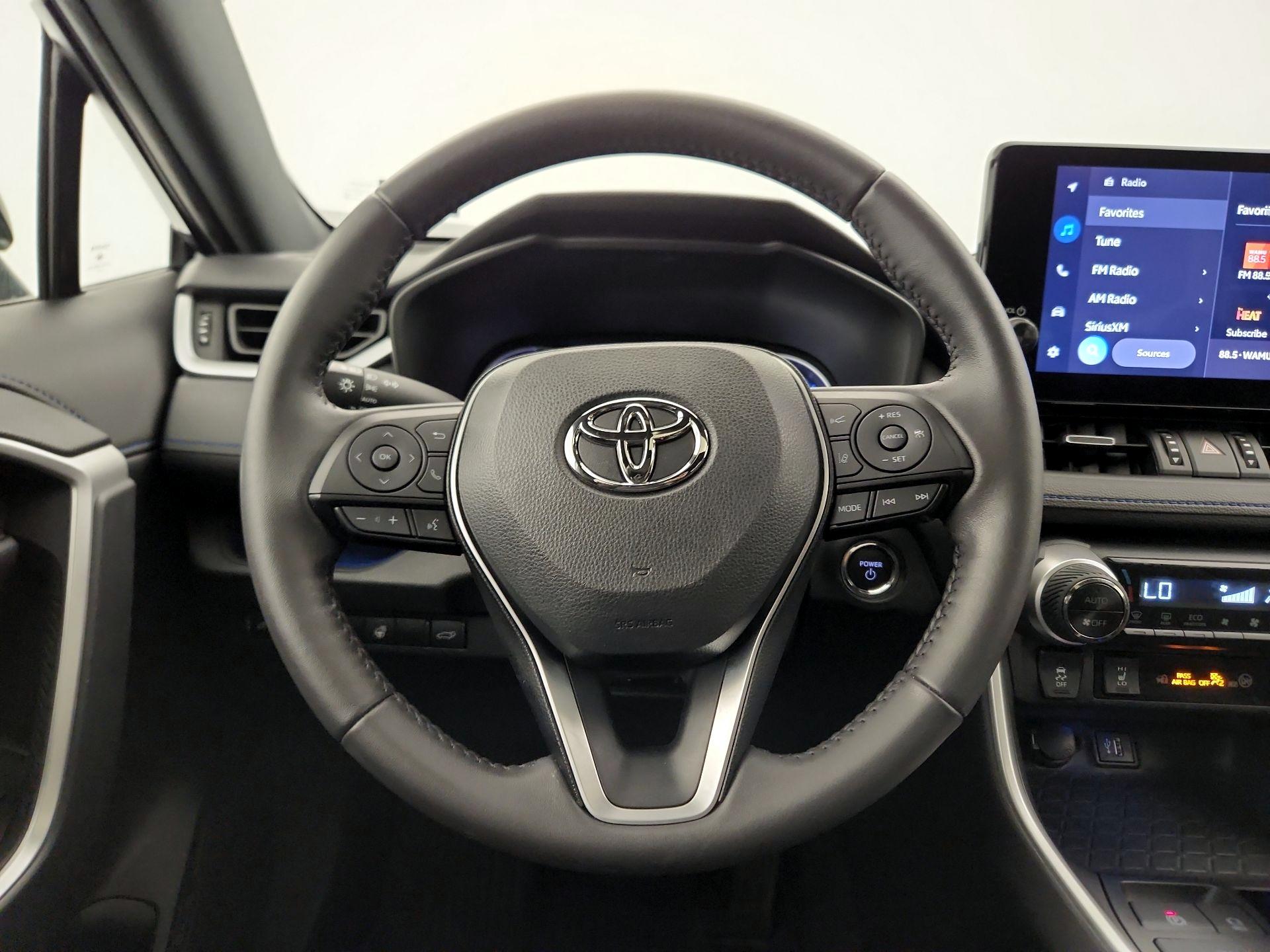 Thumbnail: 2023 Toyota RAV4 - 10
