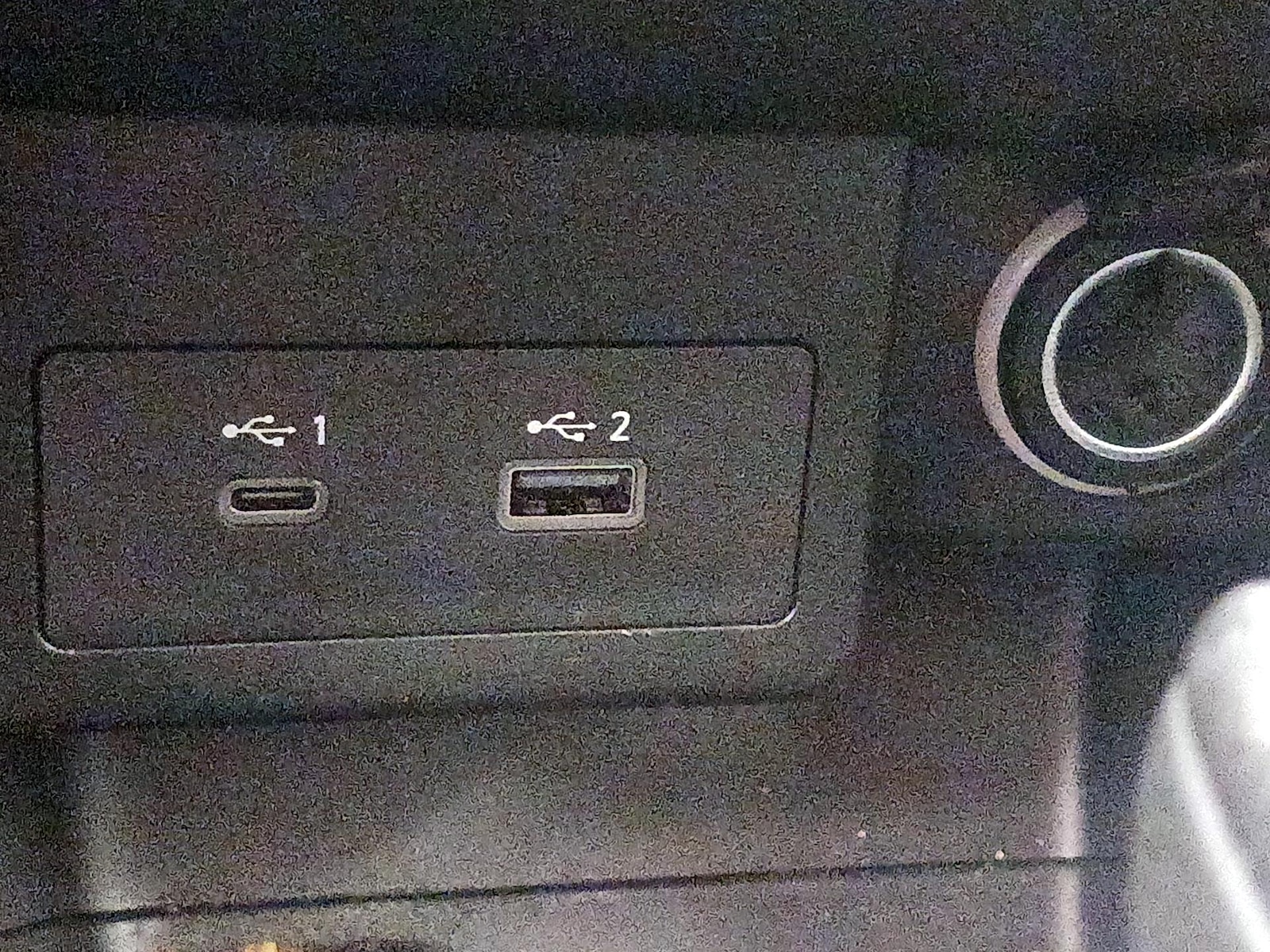 2021 Nissan Kicks SR - Photo 18