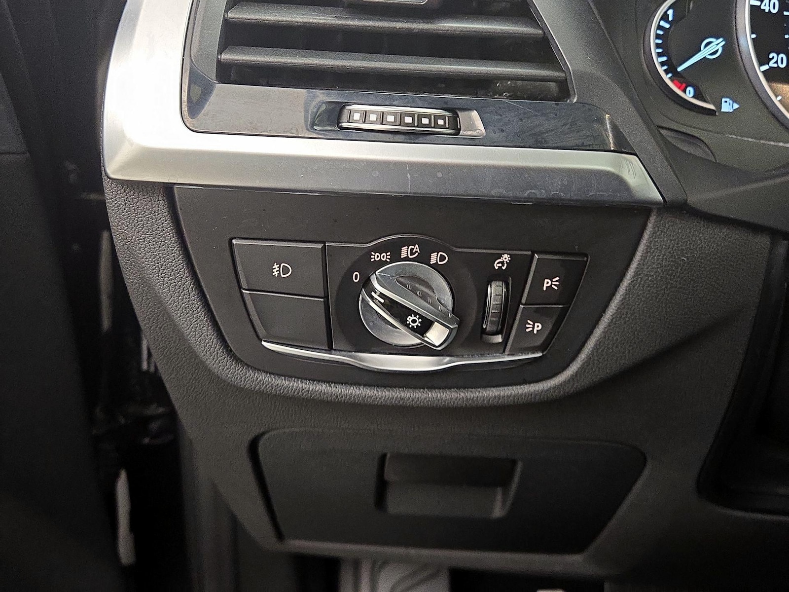 2021 BMW X3 30i - Photo 14