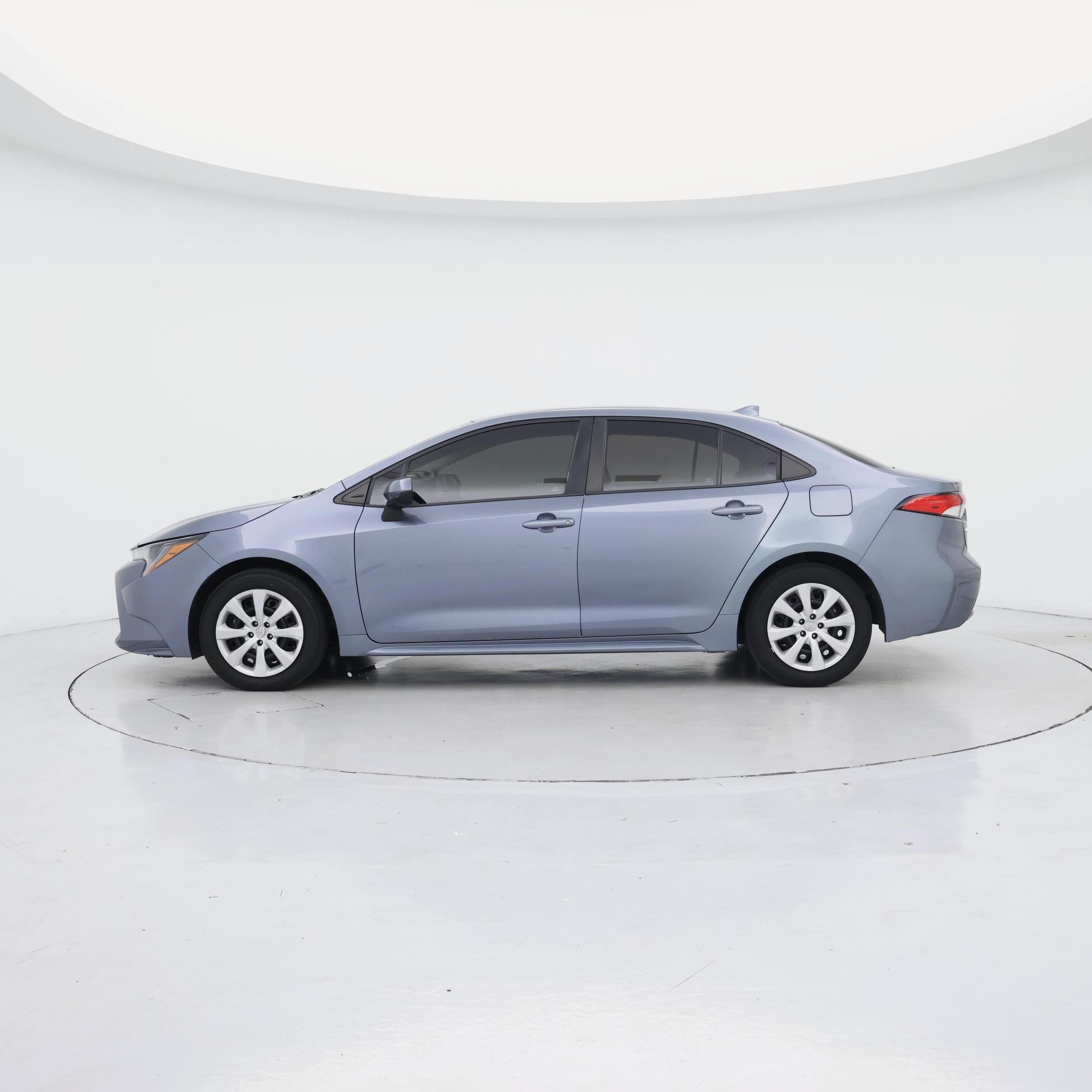 Thumbnail: 2022 Toyota Corolla - 3