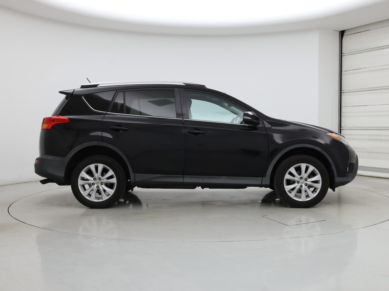 2015 Toyota RAV4 Limited - Photo 8