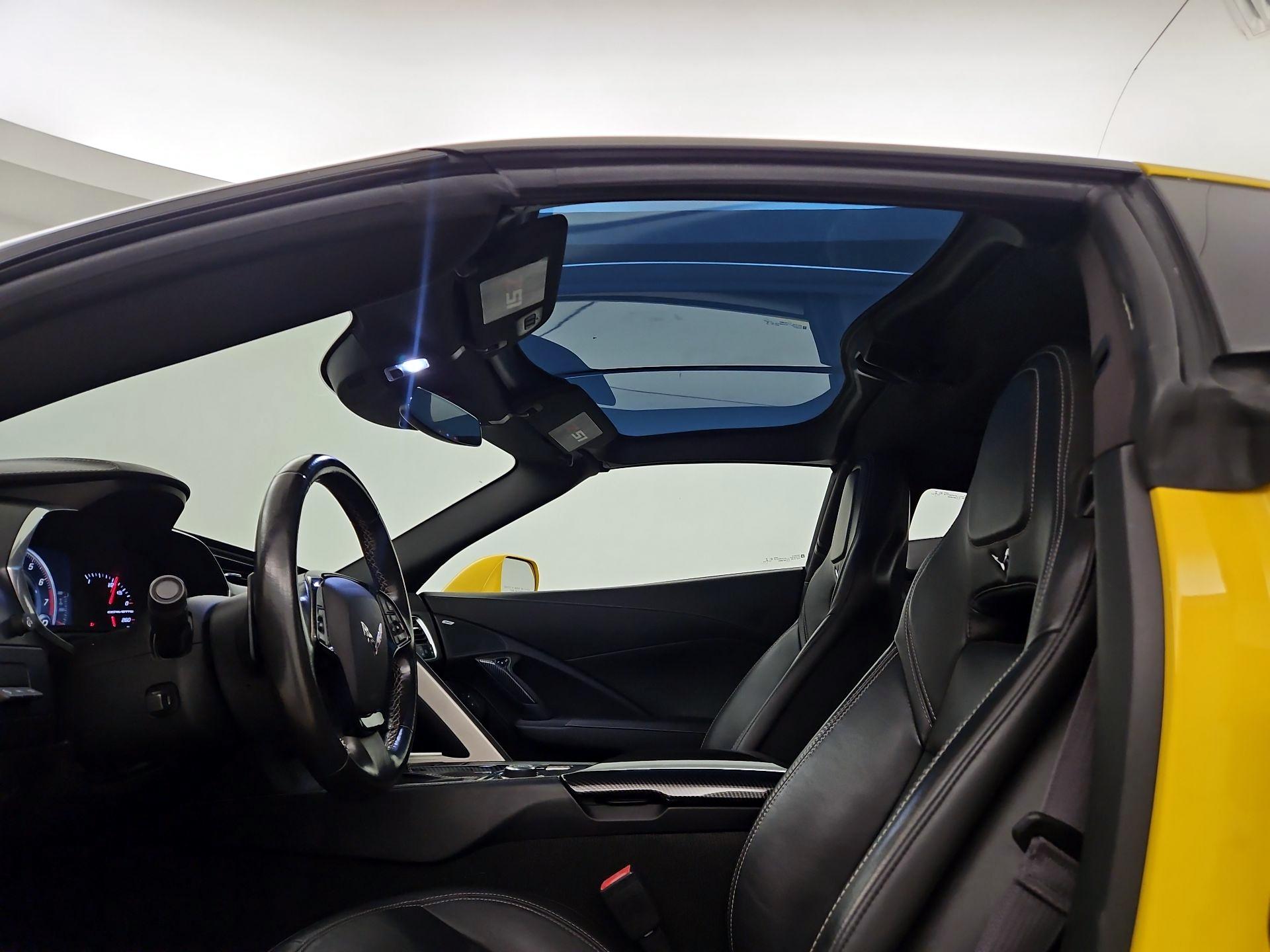 Thumbnail: 2015 Chevrolet Corvette - 18
