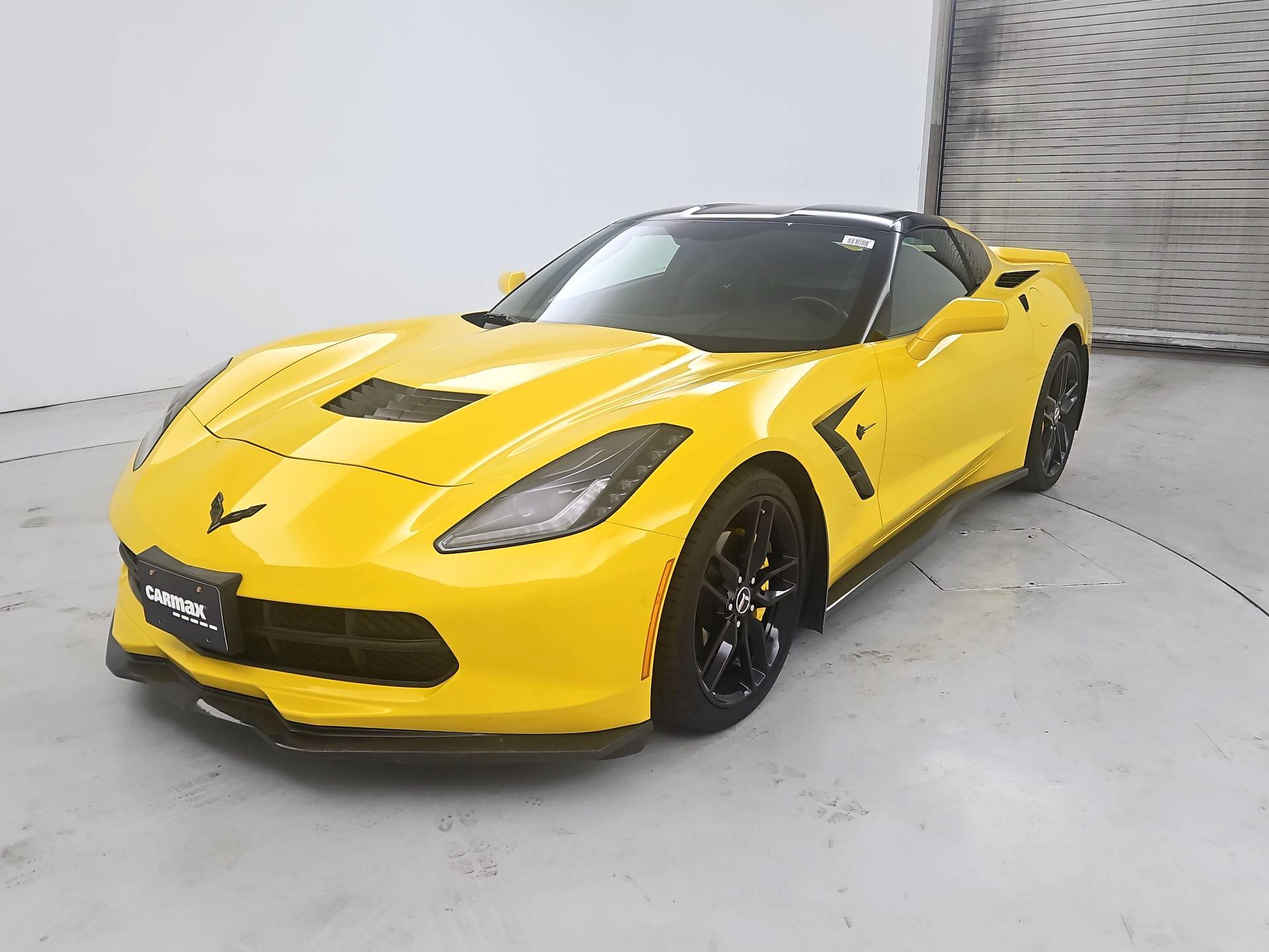 Thumbnail: 2015 Chevrolet Corvette - 3