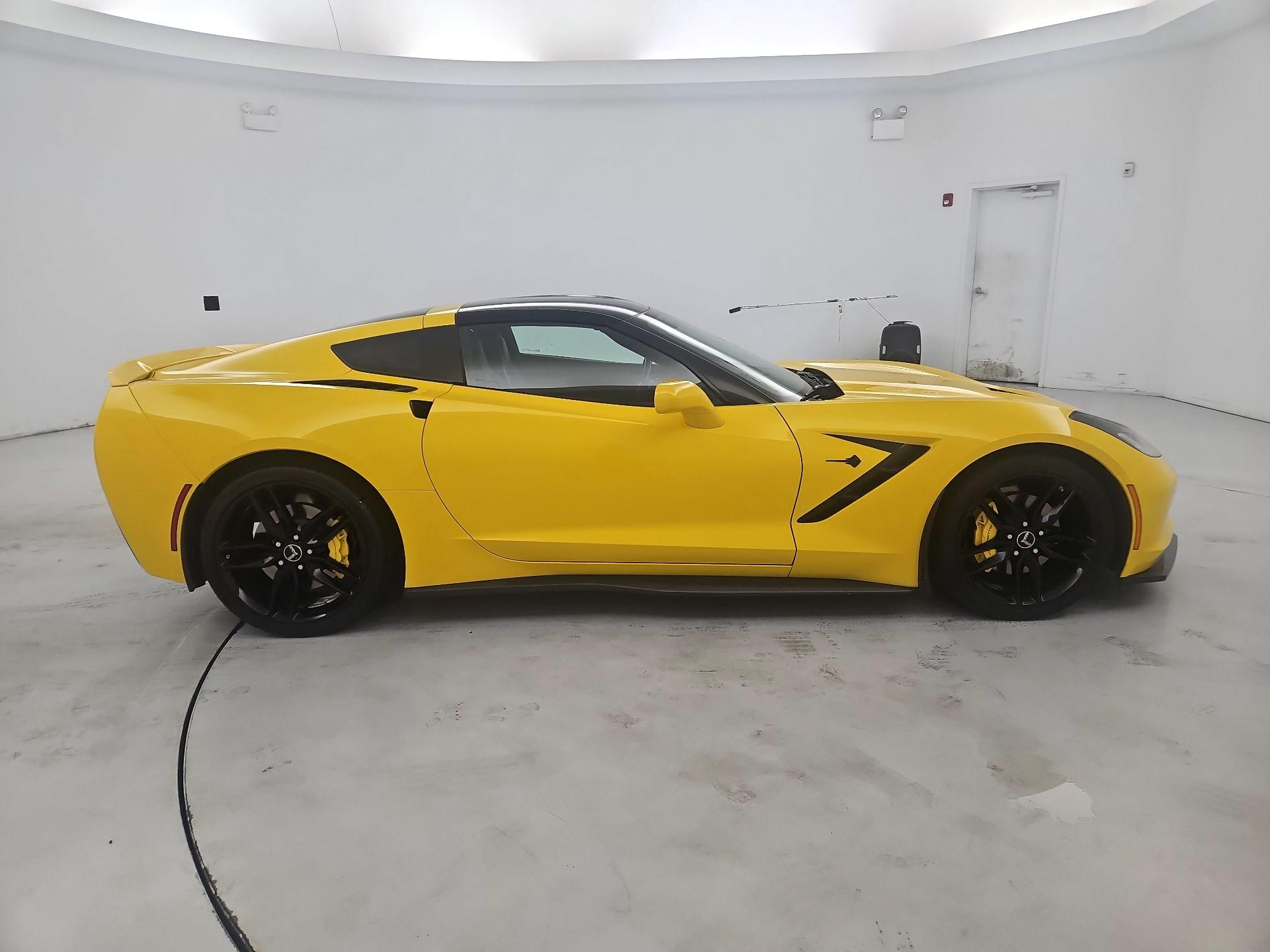Thumbnail: 2015 Chevrolet Corvette - 4
