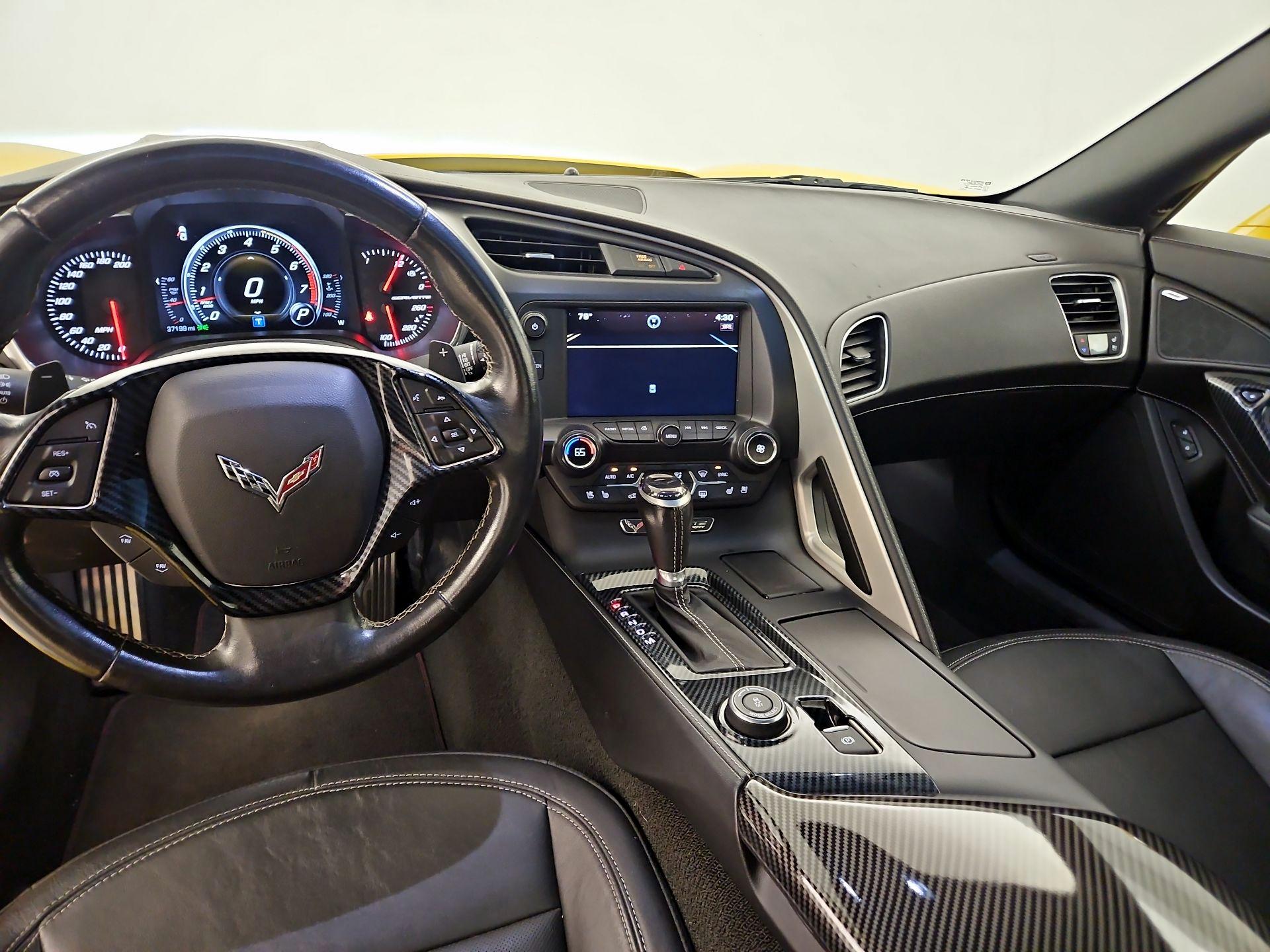 Thumbnail: 2015 Chevrolet Corvette - 8