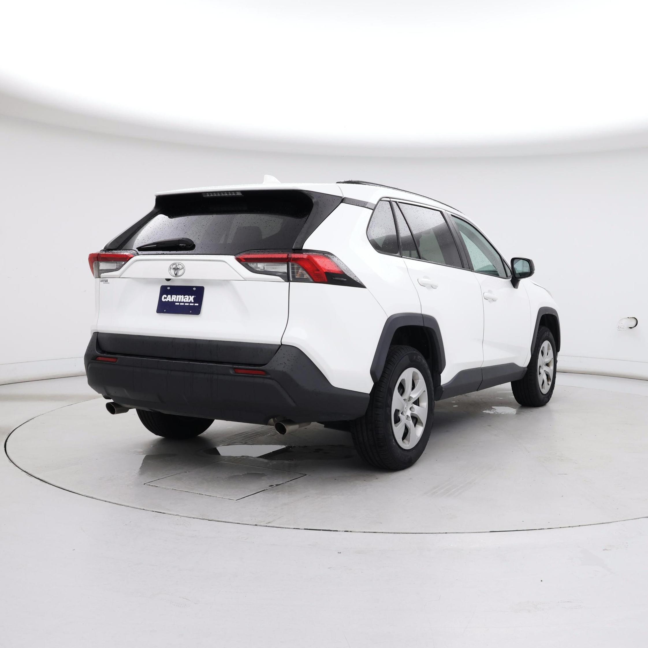 Thumbnail: 2019 Toyota RAV4 - 8