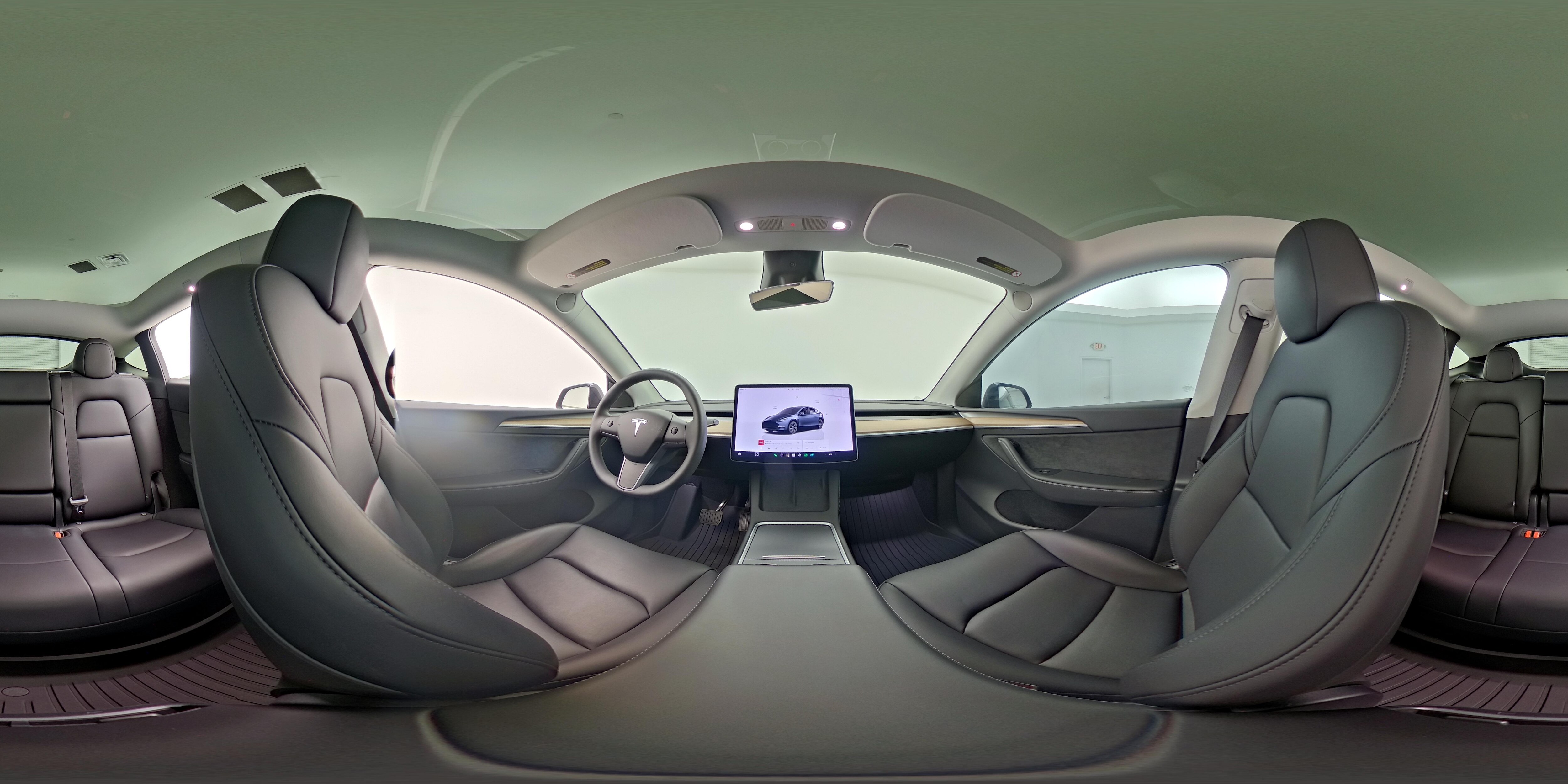 2025 Tesla Model Y Long Range - Photo 25