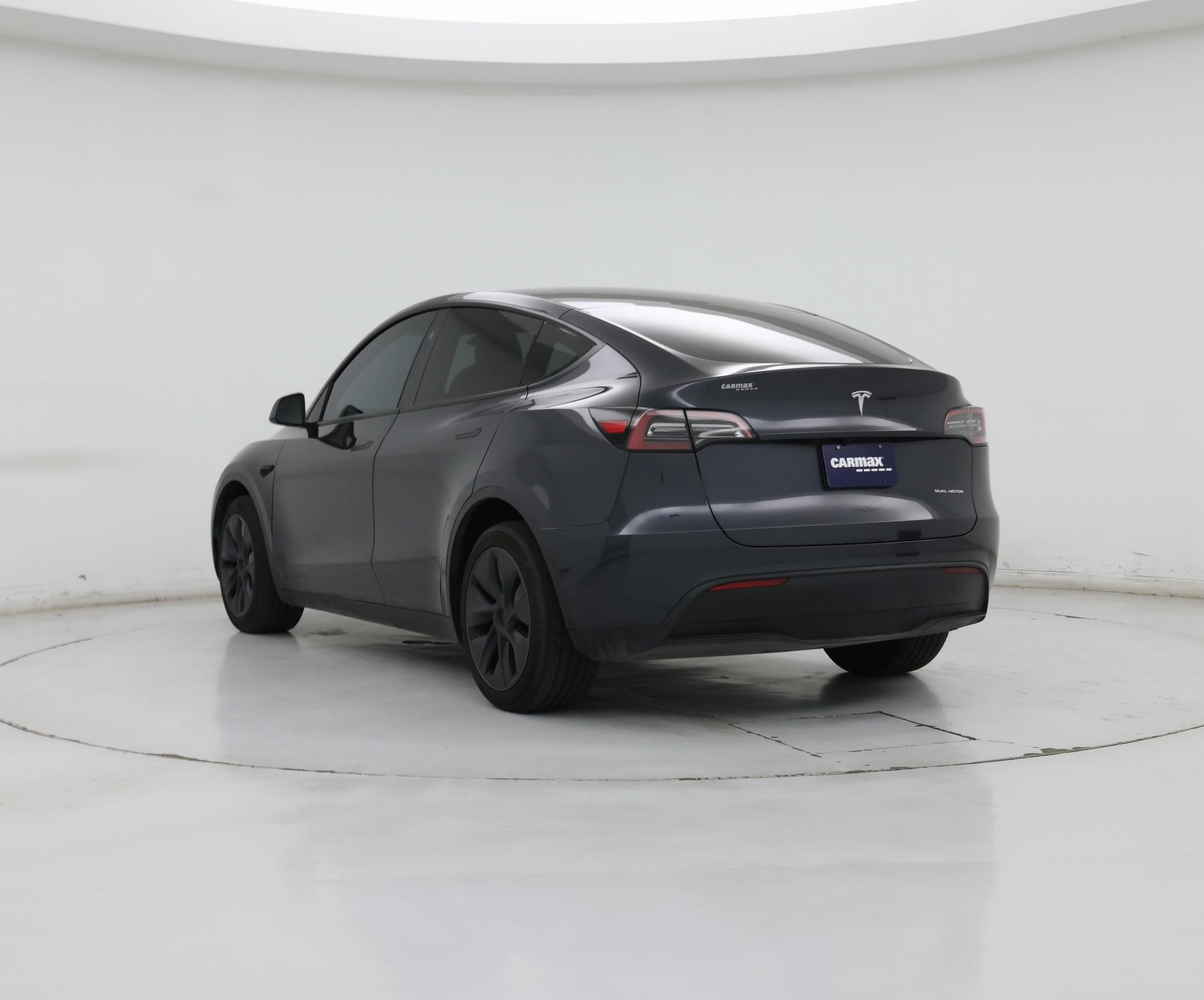Thumbnail: 2025 Tesla Model Y - 2