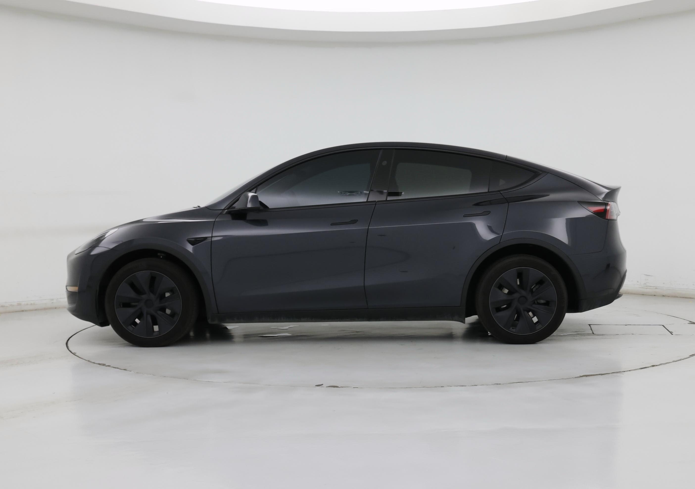 Thumbnail: 2025 Tesla Model Y - 3