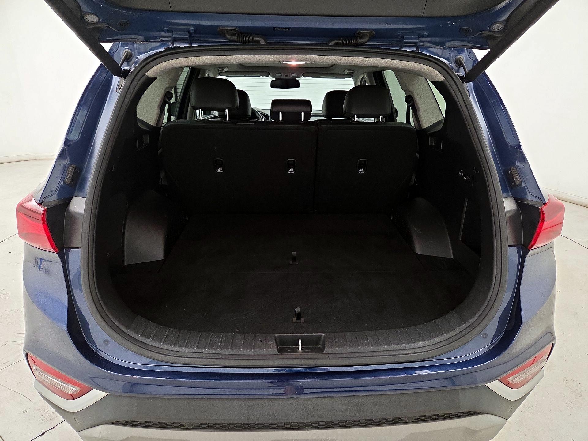 Thumbnail: 2019 Hyundai Santa Fe - 19