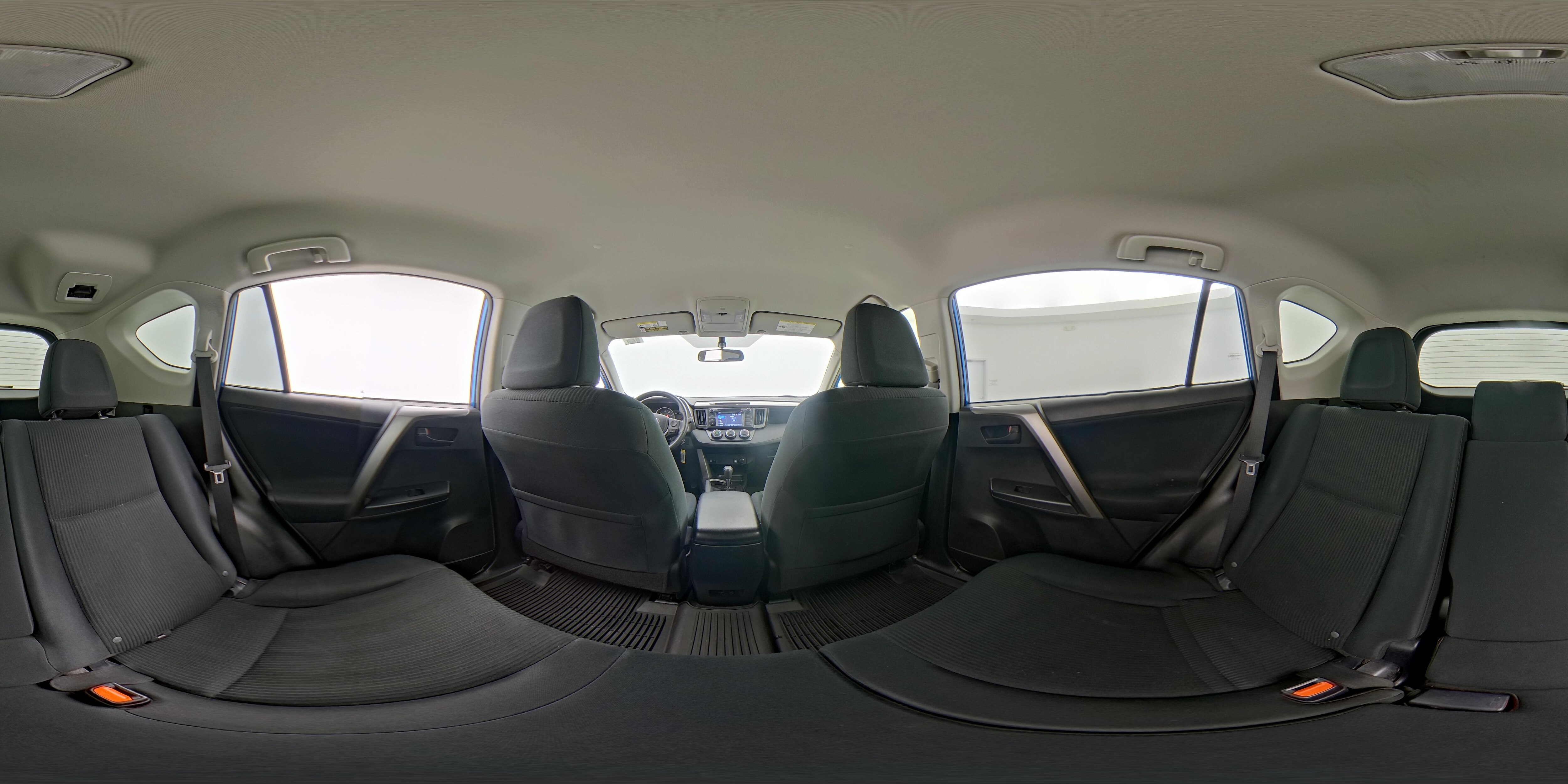 2016 Toyota RAV4 LE - Photo 25