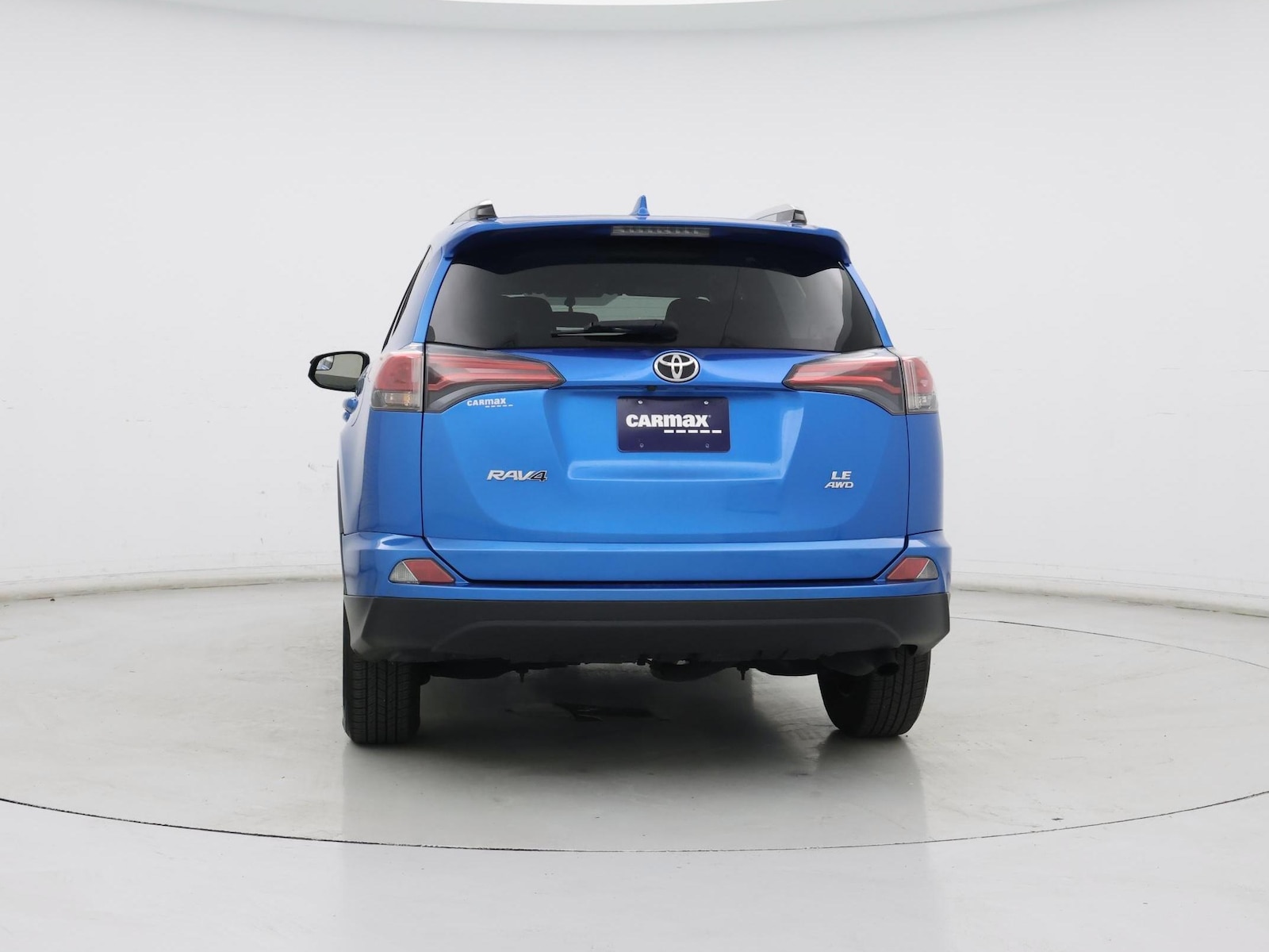 2016 Toyota RAV4 LE - Photo 7
