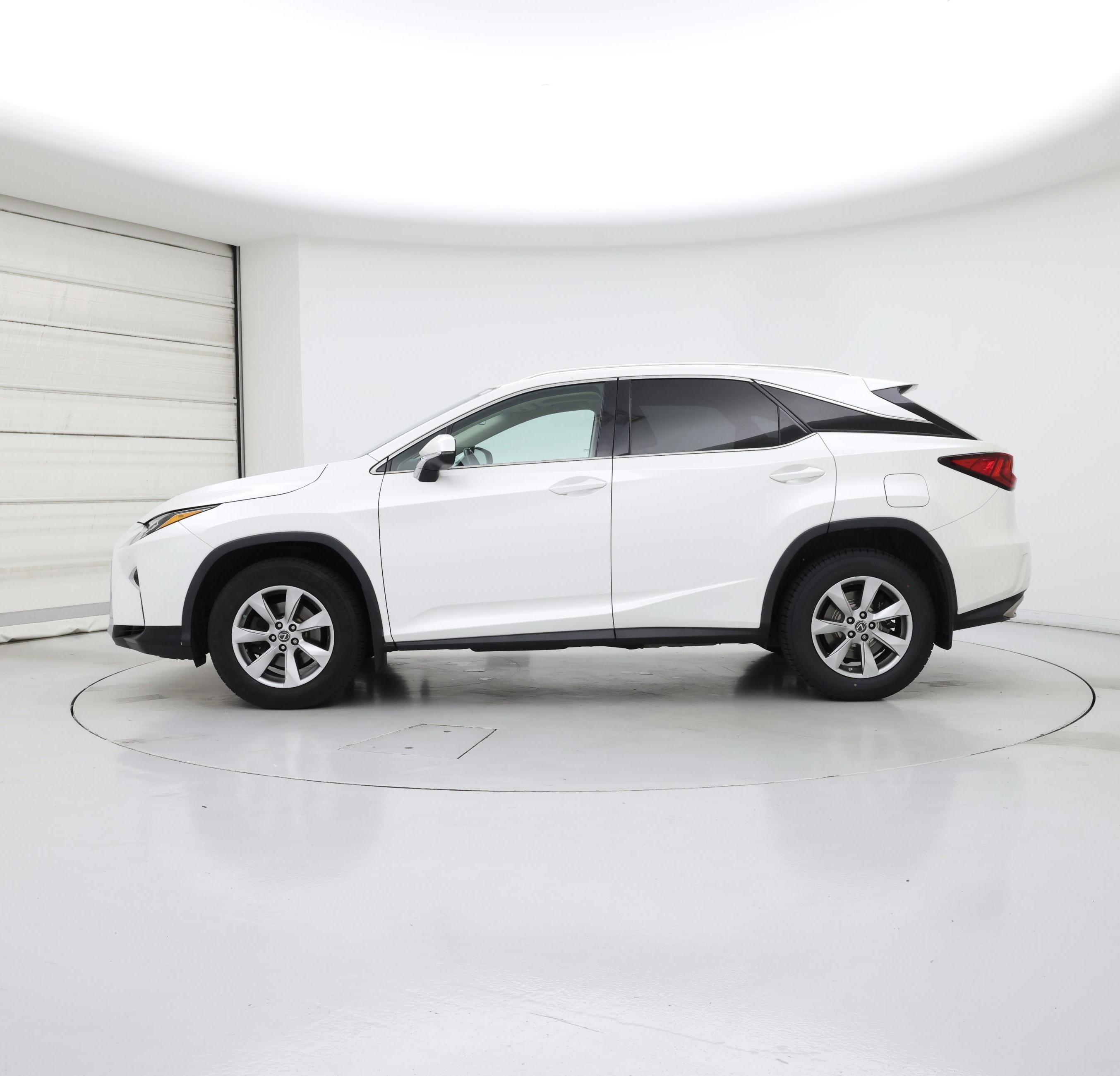Thumbnail: 2018 Lexus RX - 3