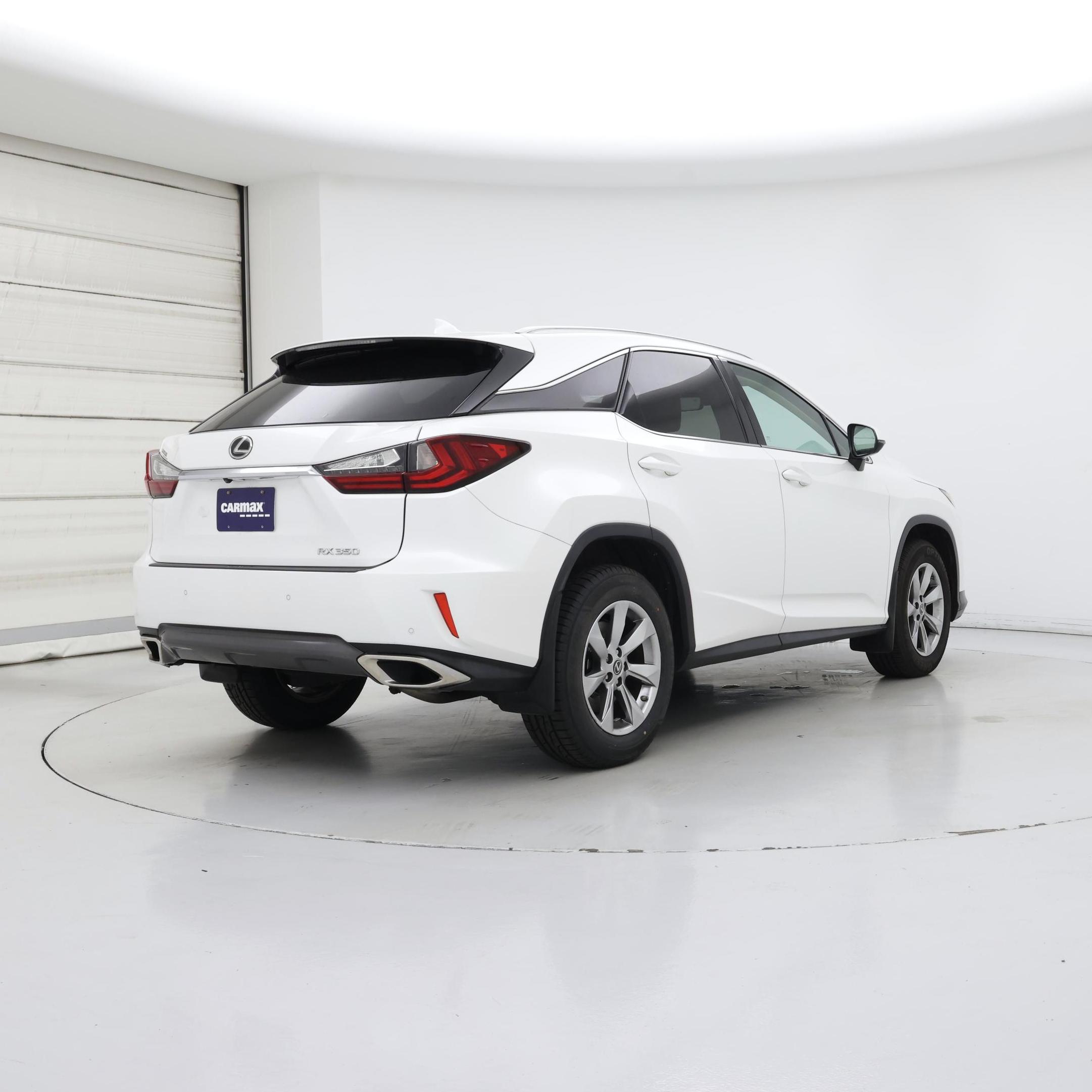 Thumbnail: 2018 Lexus RX - 8