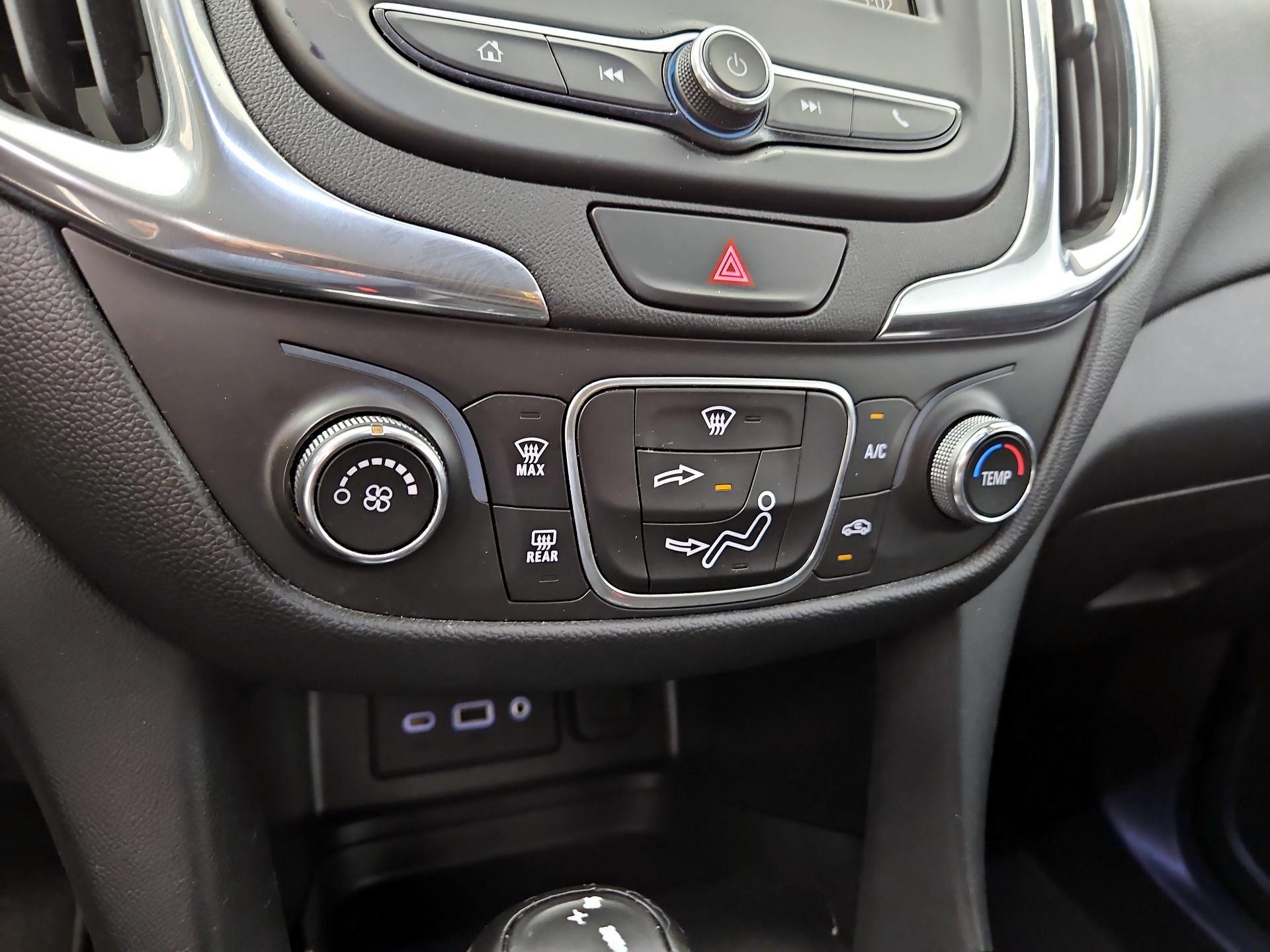 Thumbnail: 2019 Chevrolet Equinox - 16